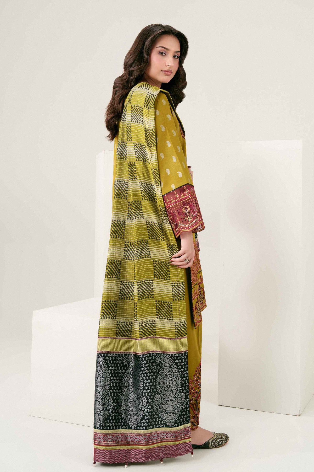 3 PIECE - PRINTED EMBROIDERED SUIT - PW25-178 for Women - Pret Collection | Nishat | Shop Online