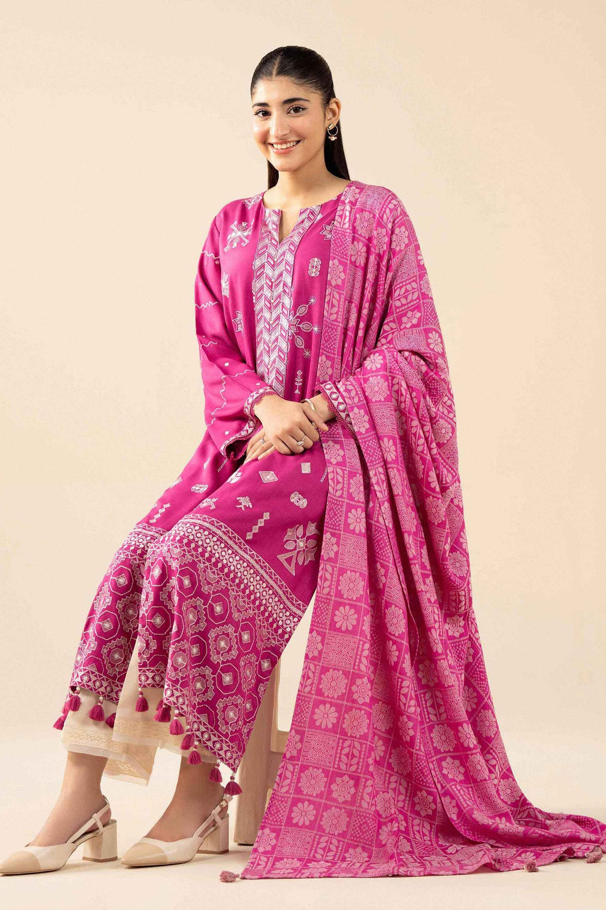 2 Piece - Printed Embroidered Suit - PW25-185 for Women - Pret Collection | Nishat | Shop Online 