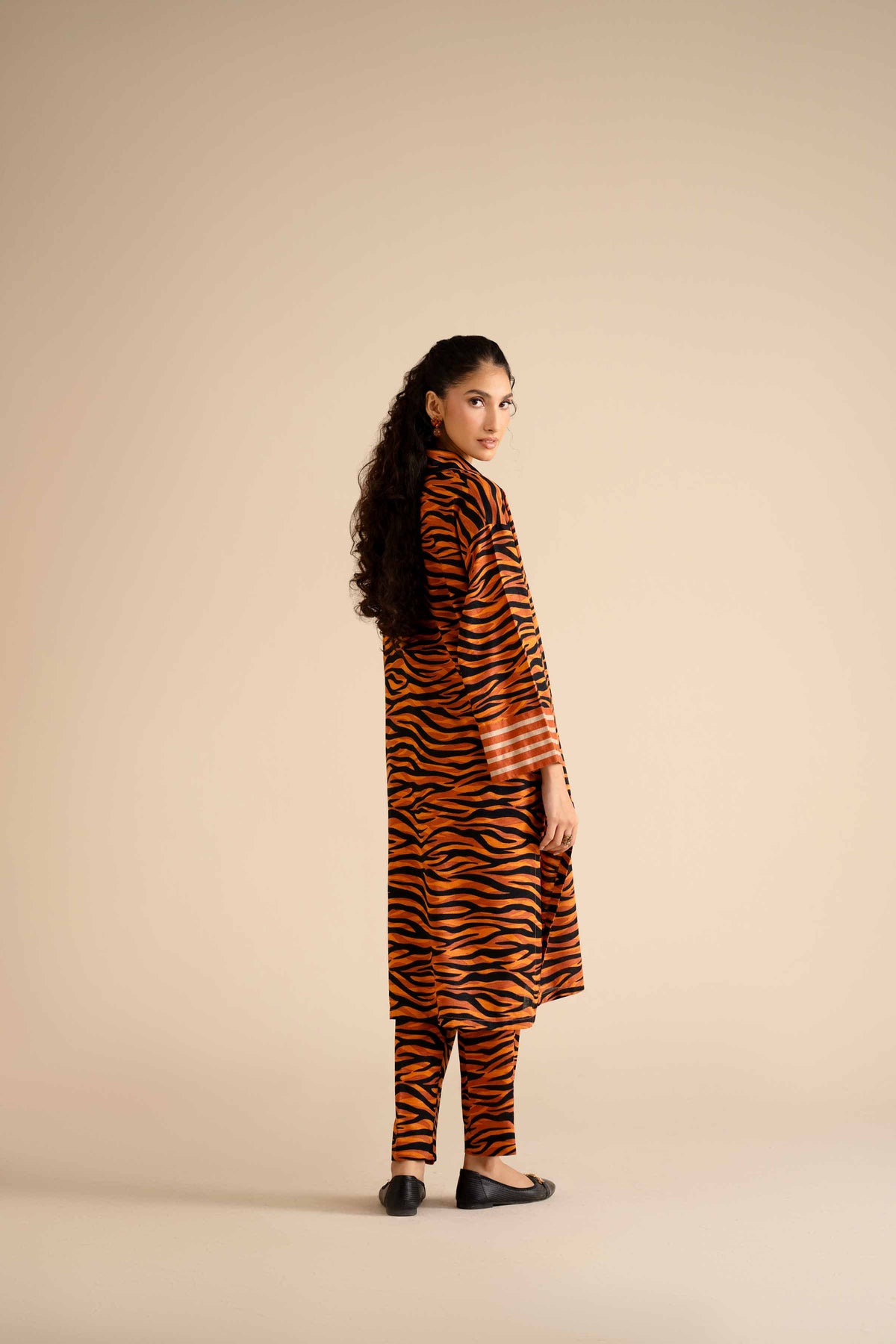 2 Piece - Printed Suit - PW25-234 for Women - Pret Collection | Nishat | Shop Online