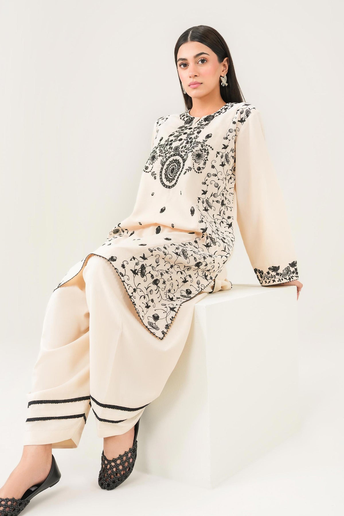 2 Piece - Embroidered Suit - PW25-377 for Women - Pret Collection | Nishat | Shop Online