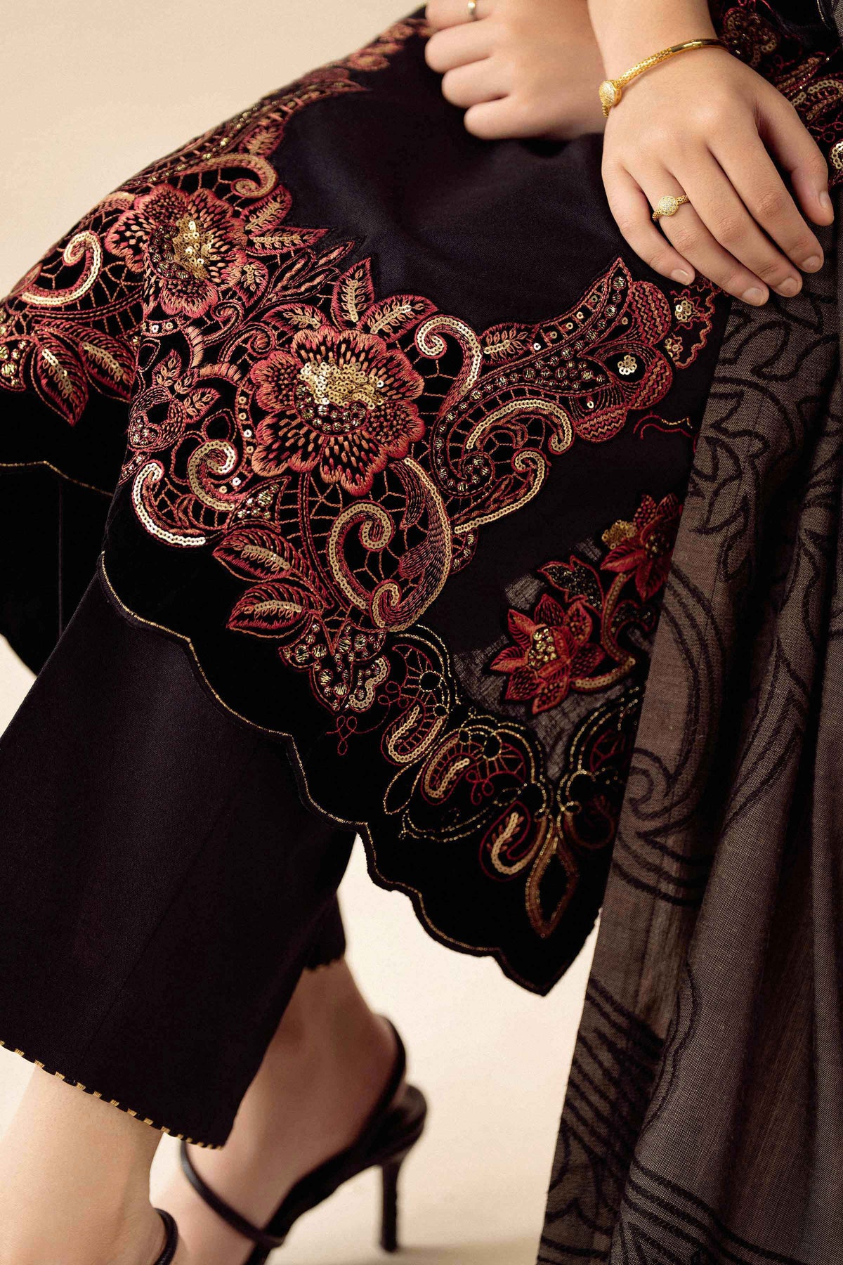3 Piece - Embroidered Suit - PW25-486  for Women - Pret Collection | Nishat | Shop Online