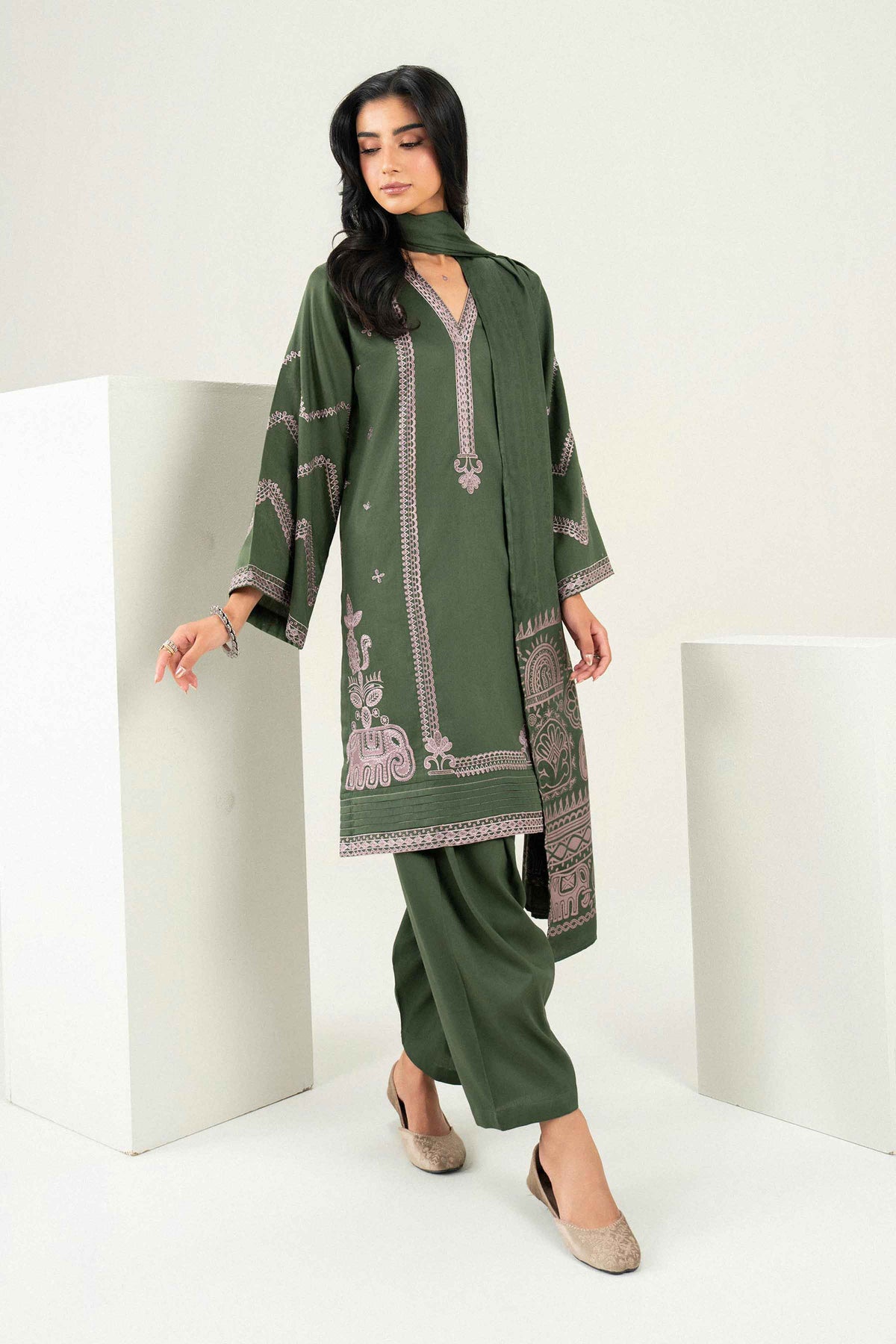 3 Piece - Embroidered Suit - PW25-499