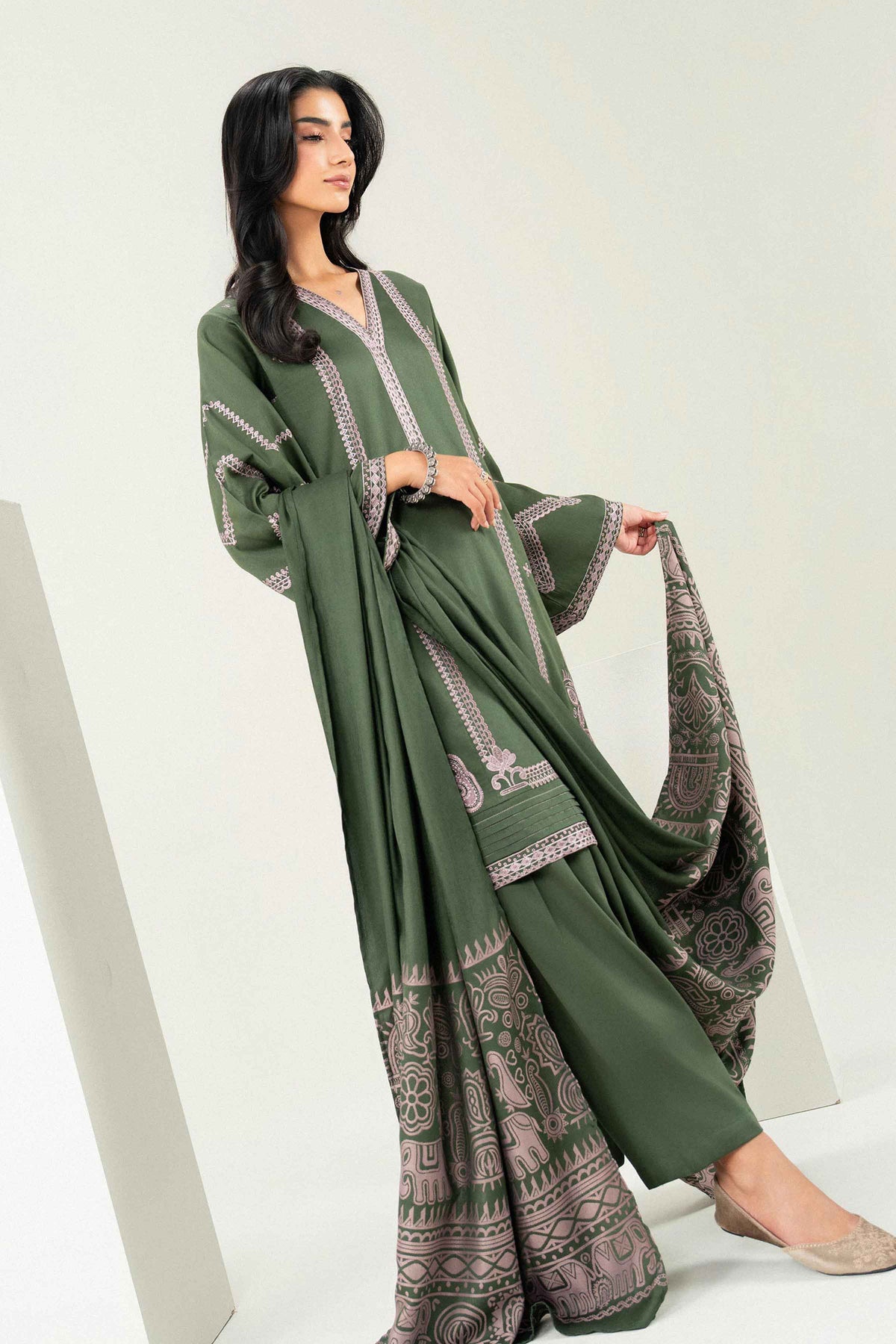 3 Piece - Embroidered Suit - PW25-499