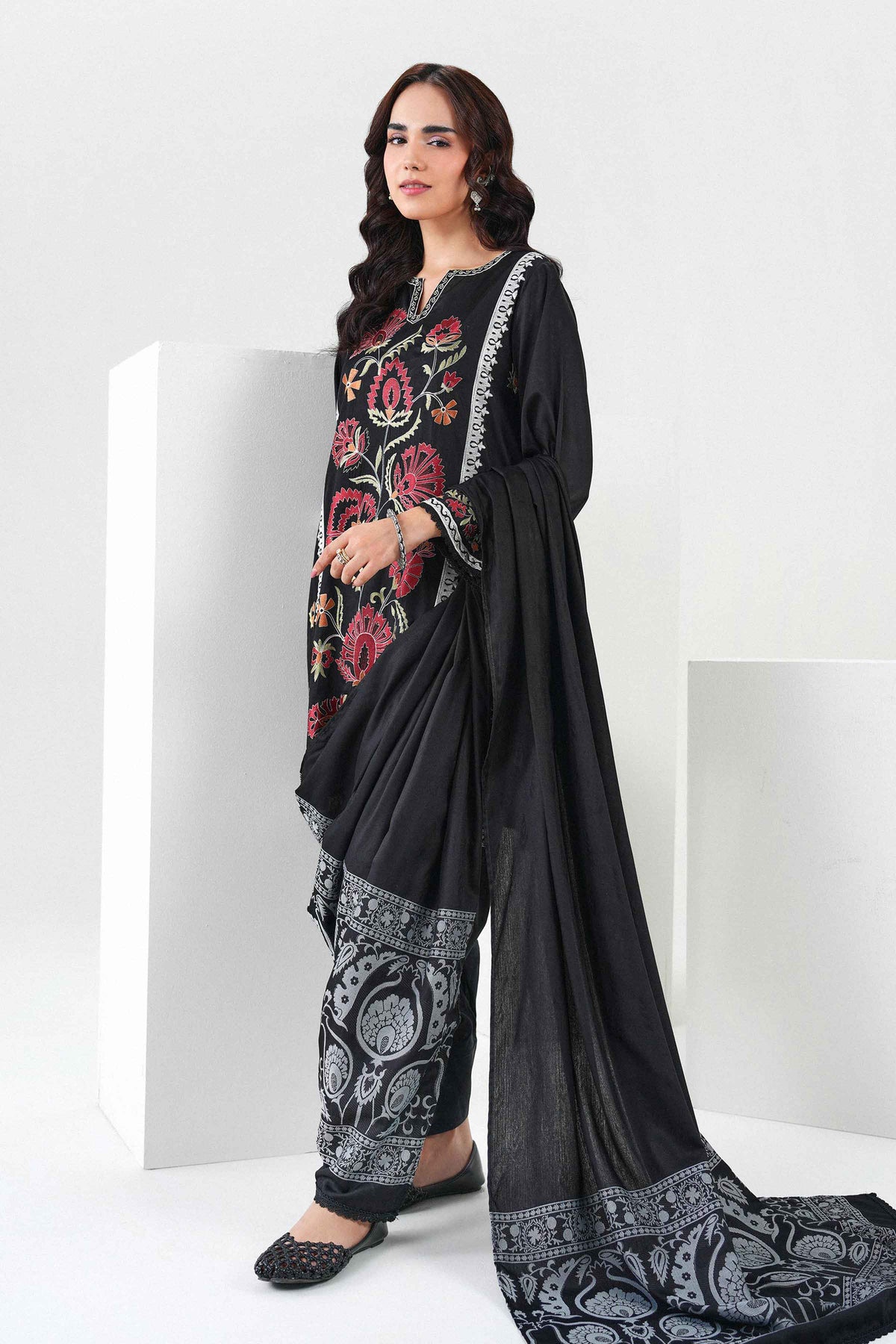 3 Piece - Embroidered Suit - PW25-504 for Women - Pret Collection | Nishat | Shop Online 