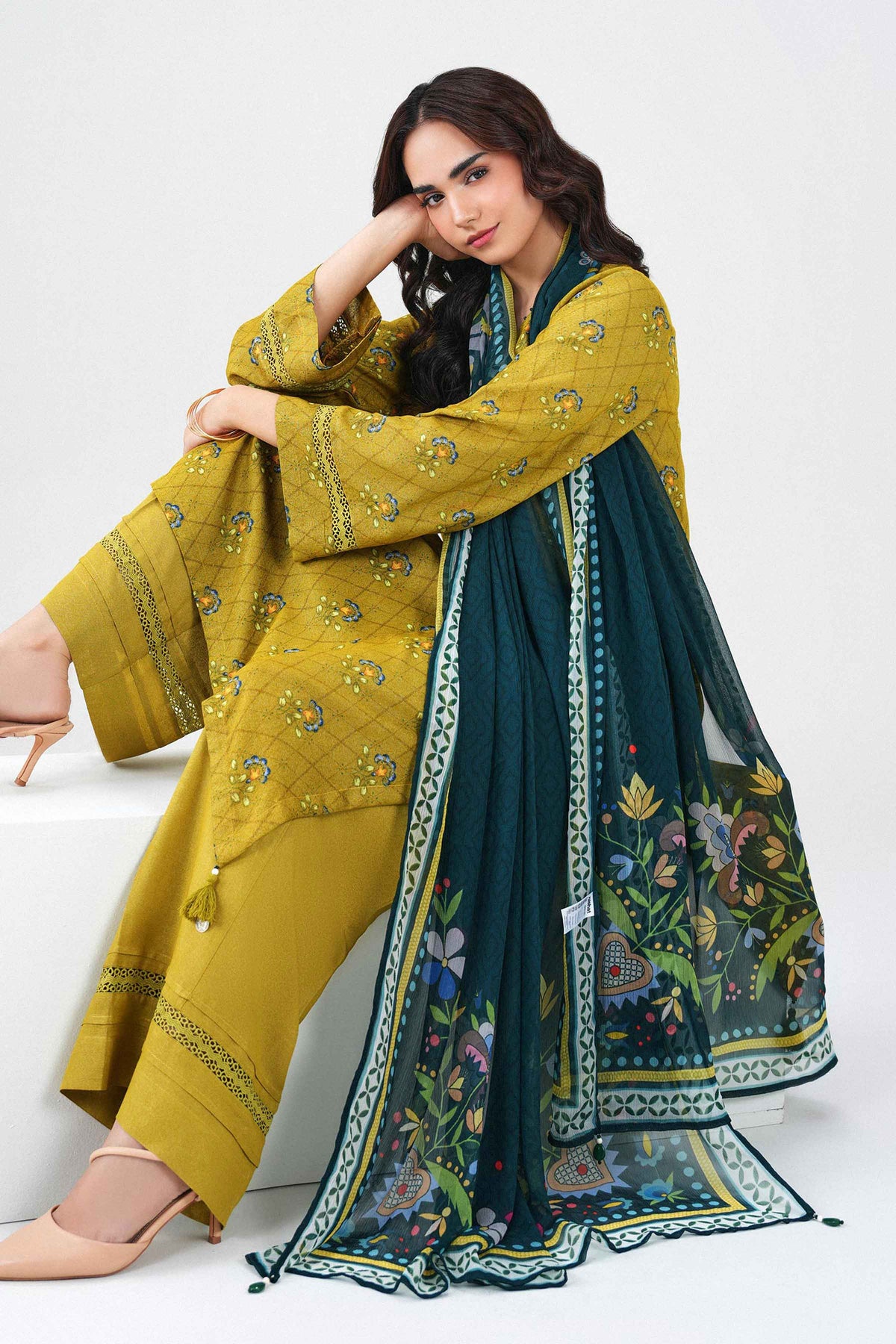 3 Piece - Printed Suit - PW25-519 for Women - Pret Collection | Nishat | Shop Online 