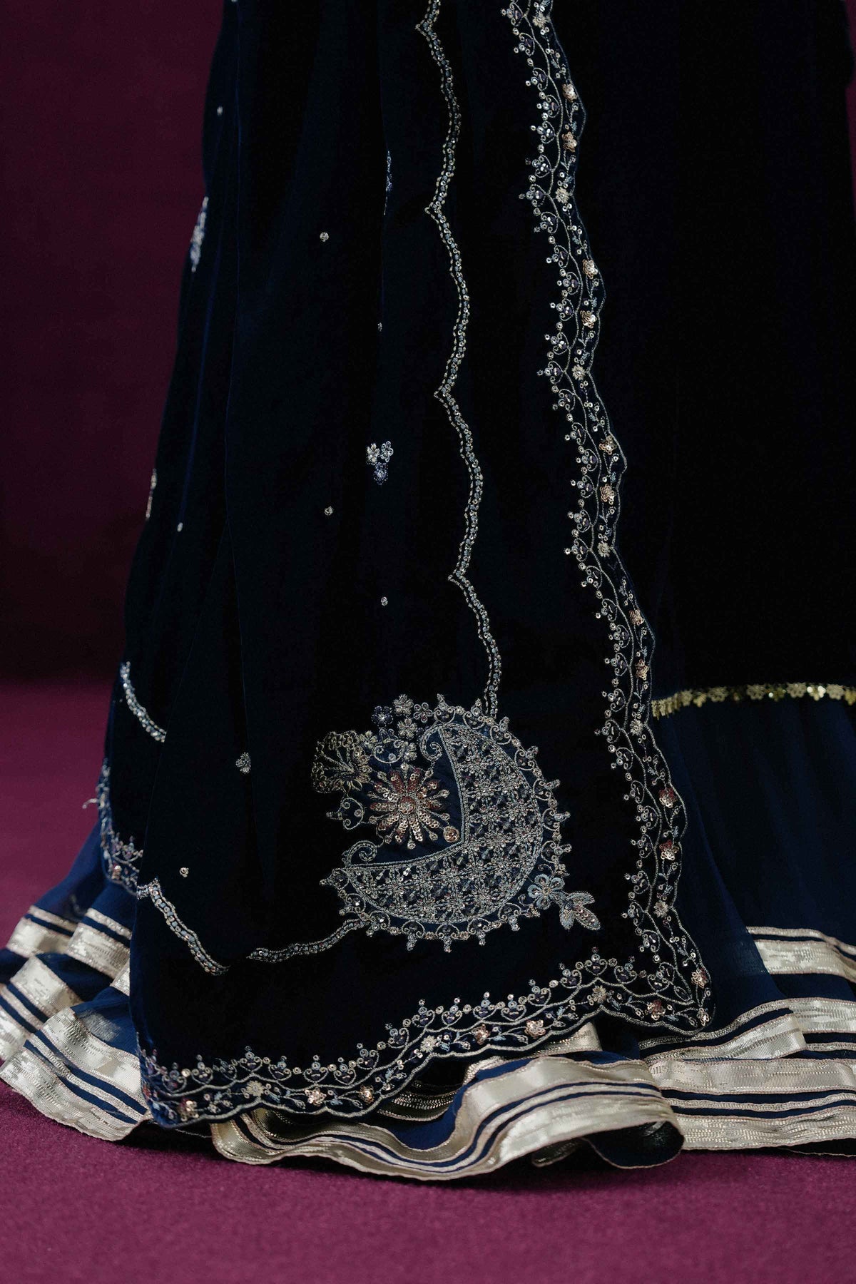 EMBROIDERED SHAWL - ST1PE-BOUT26WV1-20 for Women - Boutique Collection | Nishat | Shop Online 