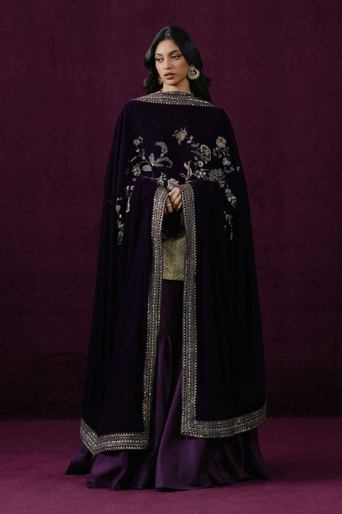 EMBROIDERED SHAWL - ST1PE-BOUT26WV1-21 for Women - Boutique Collection | Nishat | Shop Online 