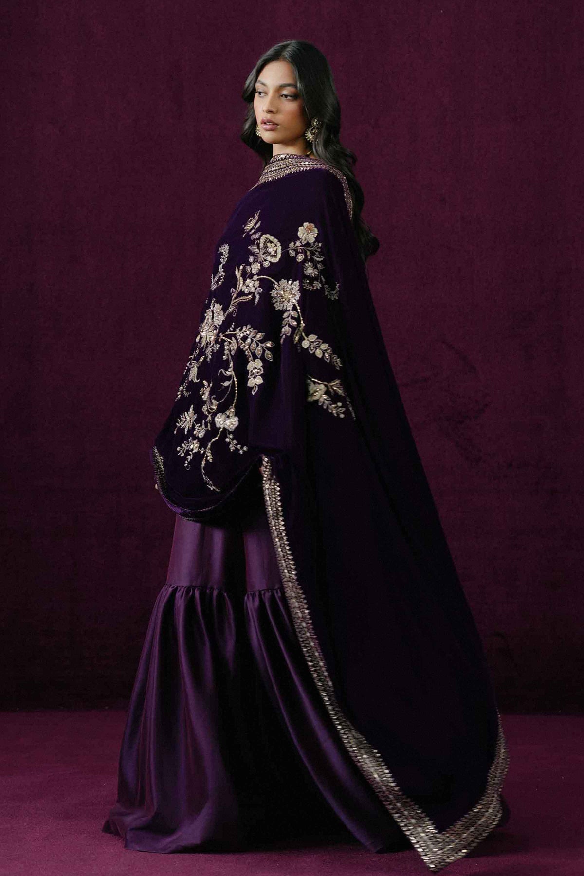 EMBROIDERED SHAWL - ST1PE-BOUT26WV1-21 for Women - Boutique Collection | Nishat | Shop Online 