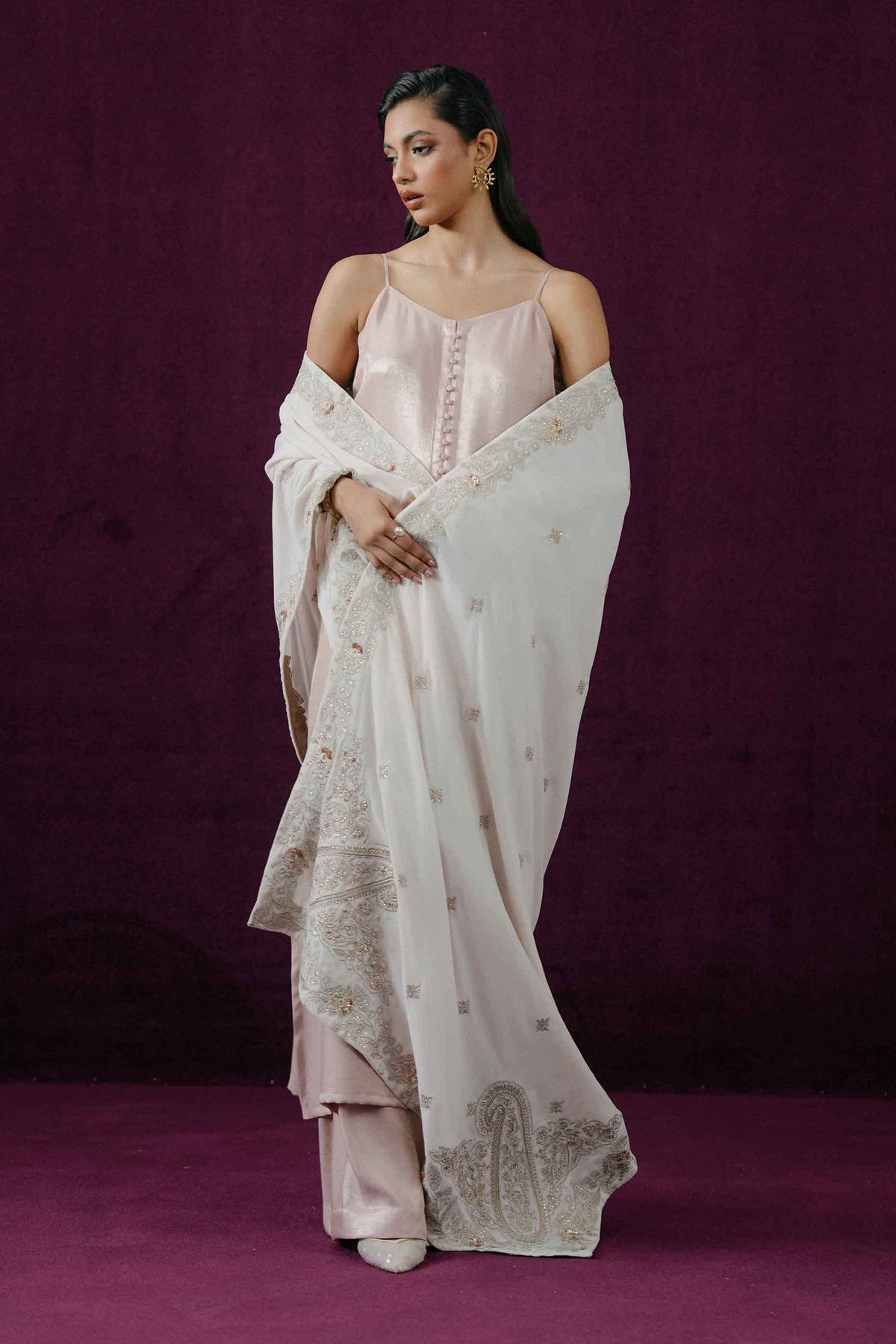 EMBROIDERED SHAWL - ST1PE-BOUT26WV1-23 for Women - Boutique Collection | Nishat | Shop Online 