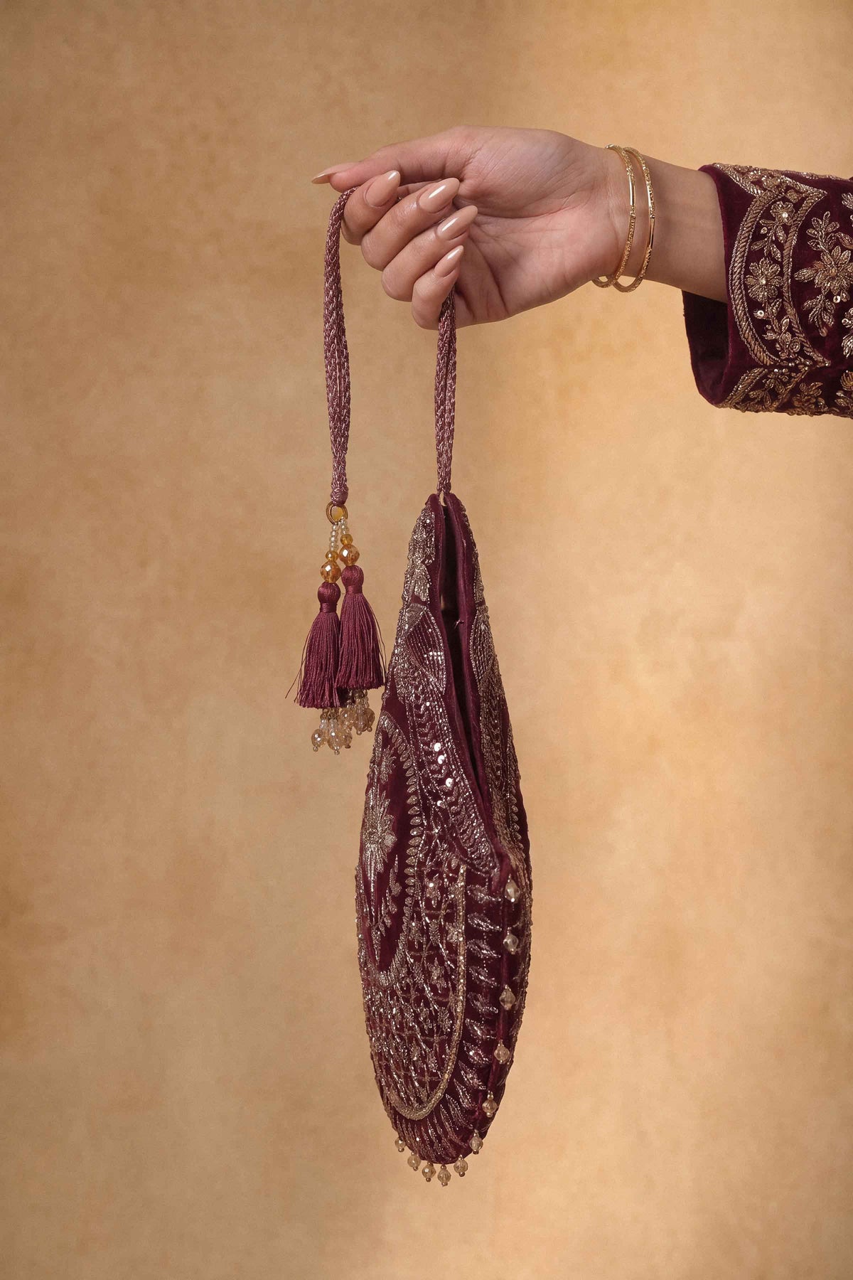Embroidered Pouch - ST1PE-LUXE26WV1-2  for Women - Pret Collection | Nishat | Shop Online