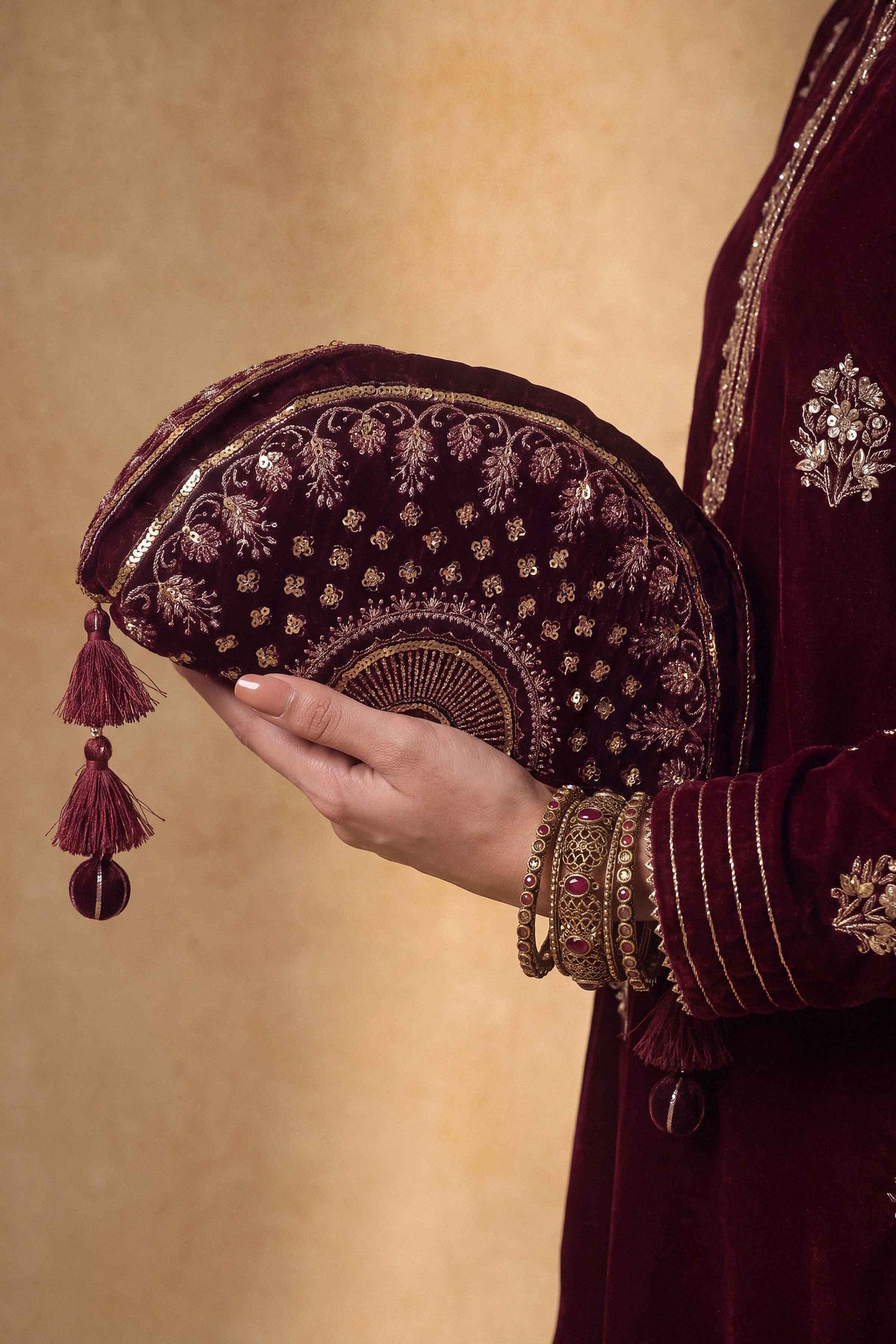 Embroidered Pouch - ST1PE-LUXE26WV2-10  for Women - Pret Collection | Nishat | Shop Online