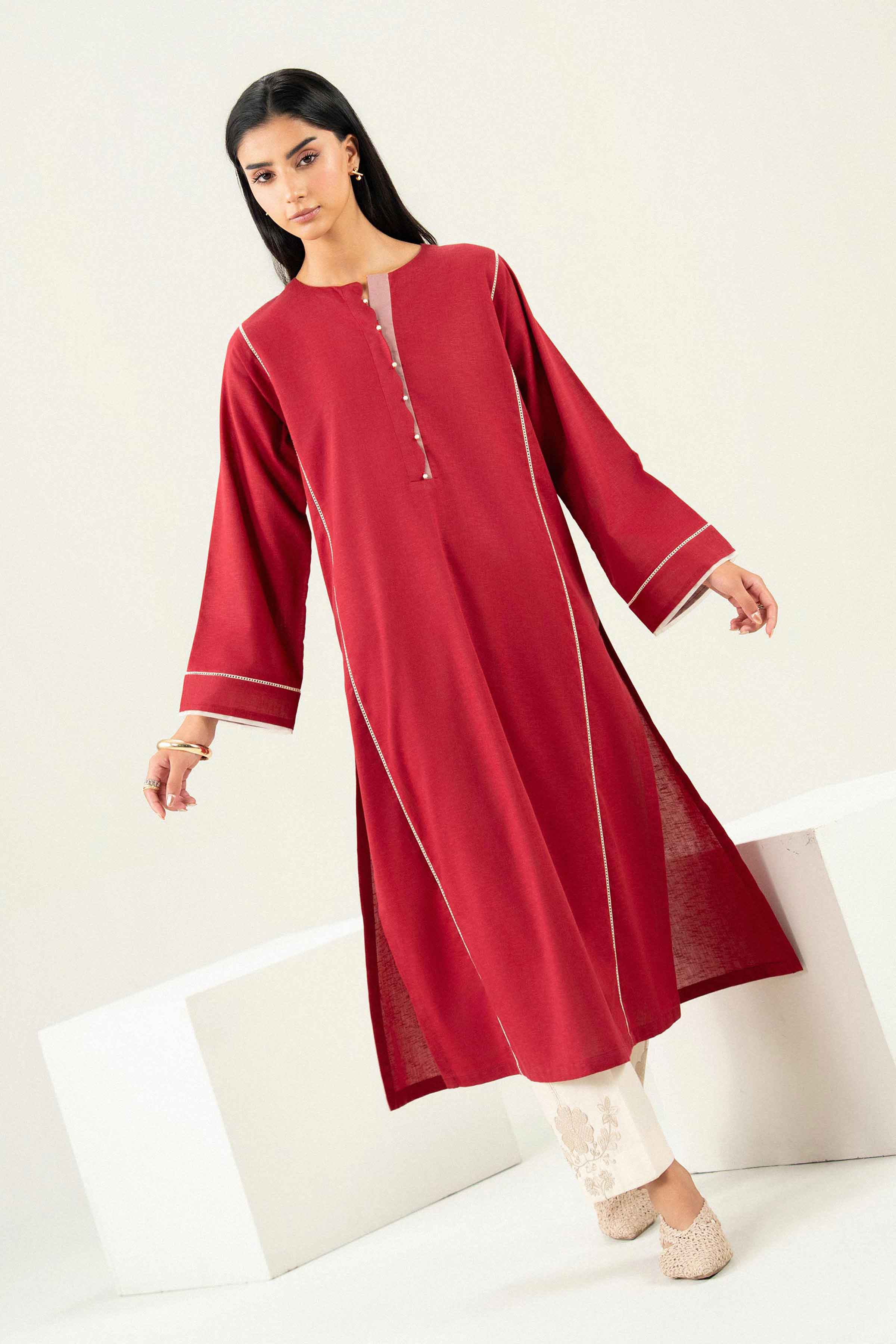 Retail Price: 3,990/-PKR