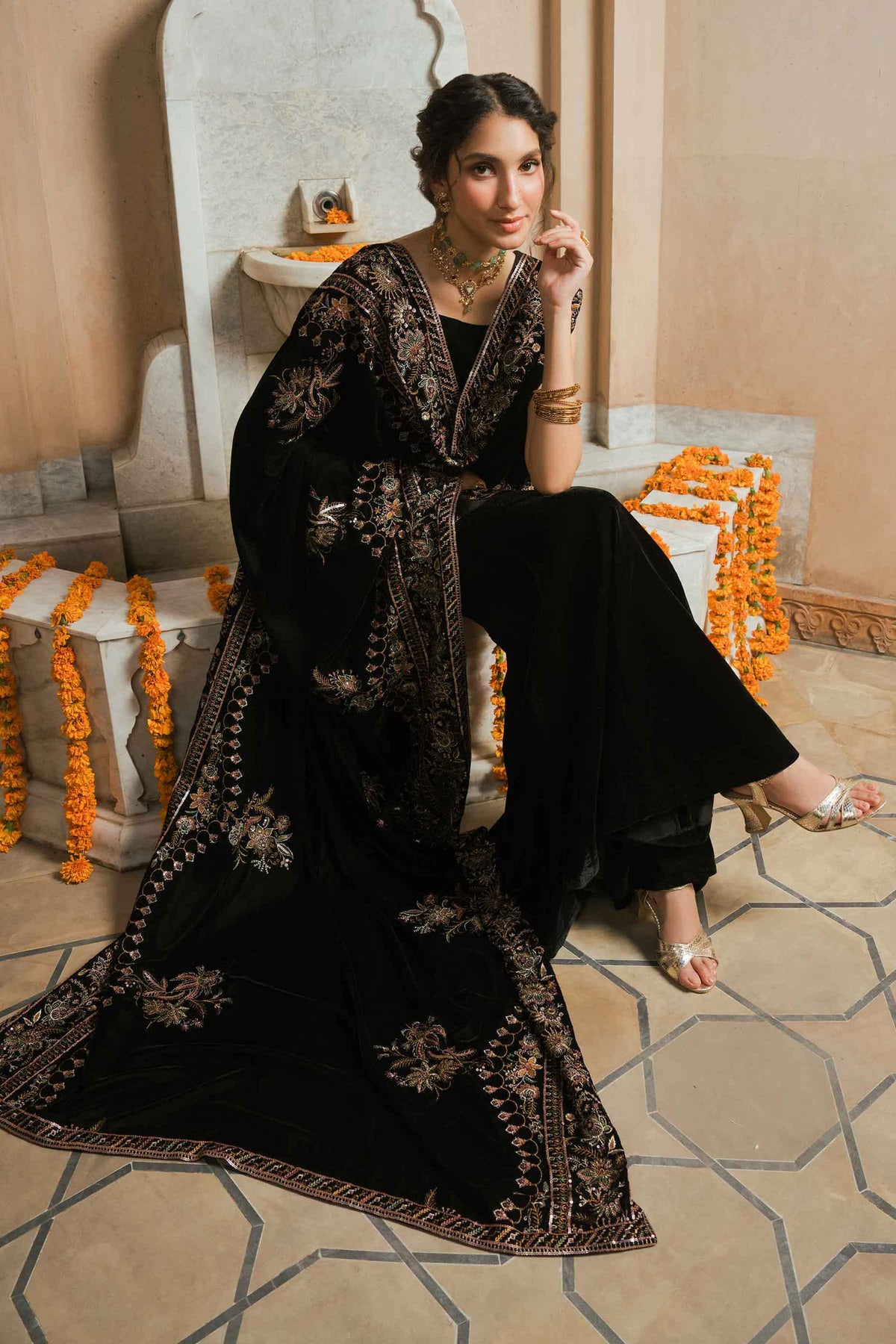 Embroidered Shawl - ST1SE-LUXE26WV1-1  for Women - Pret Collection | Nishat | Shop Online