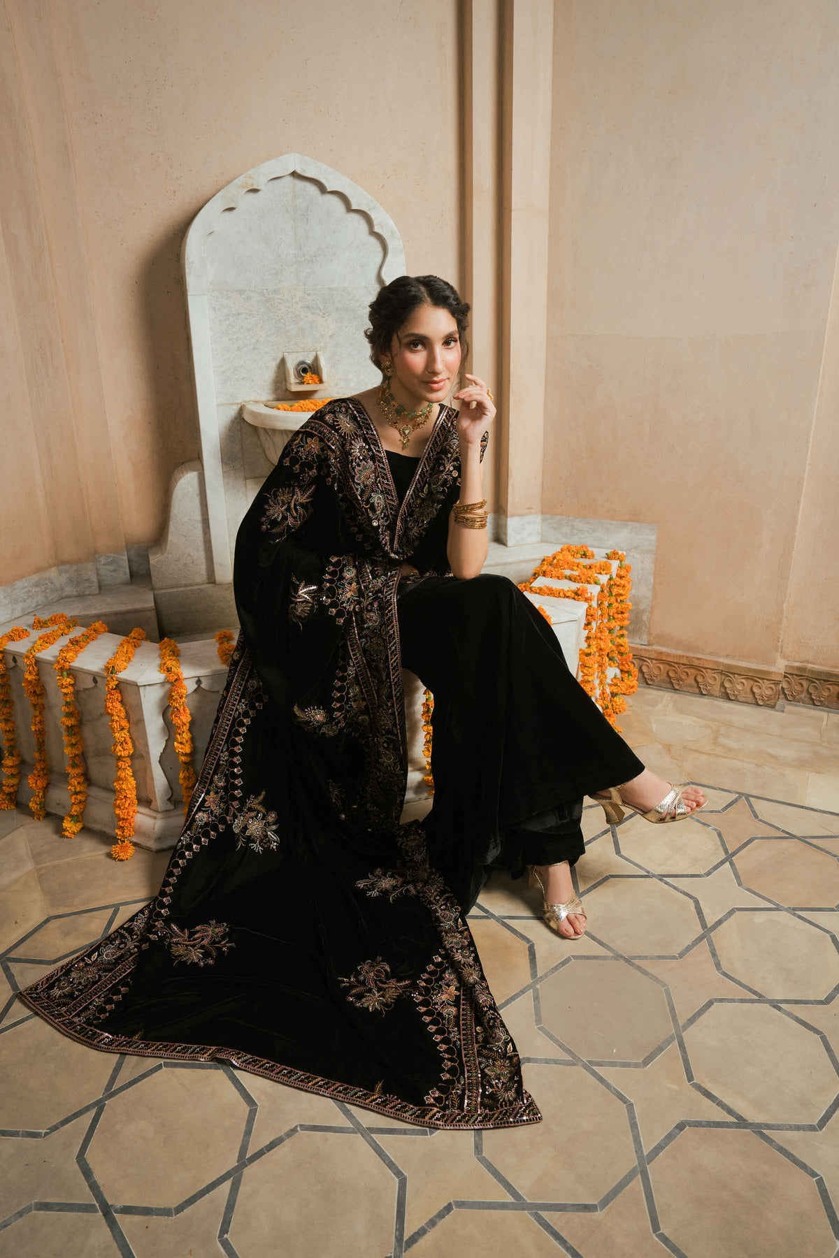 Embroidered Shawl - ST1SE-LUXE26WV1-1  for Women - Pret Collection | Nishat | Shop Online
