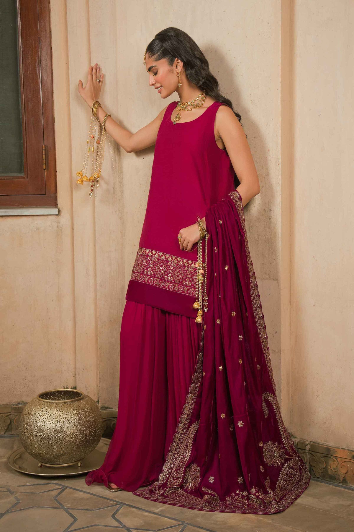 Embroidered Shawl - ST1SE-LUXE26WV1-2  for Women - Pret Collection | Nishat | Shop Online