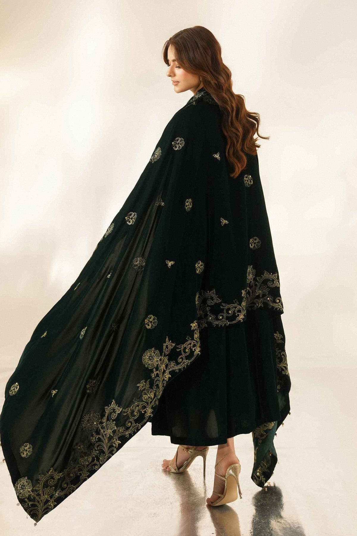 Embroidered Shawl - ST1SE-LUXE26WV1-3  for Women - Pret Collection | Nishat | Shop Online