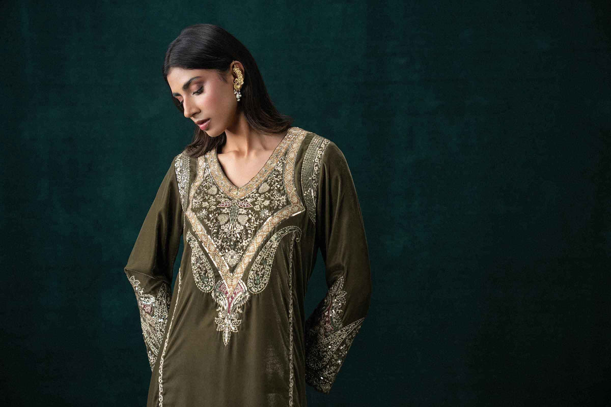 2 Piece - Embroidered Suit - ST2PE-BOUT26WV1-12  for Women - Boutique Collection | Nishat | Shop Online