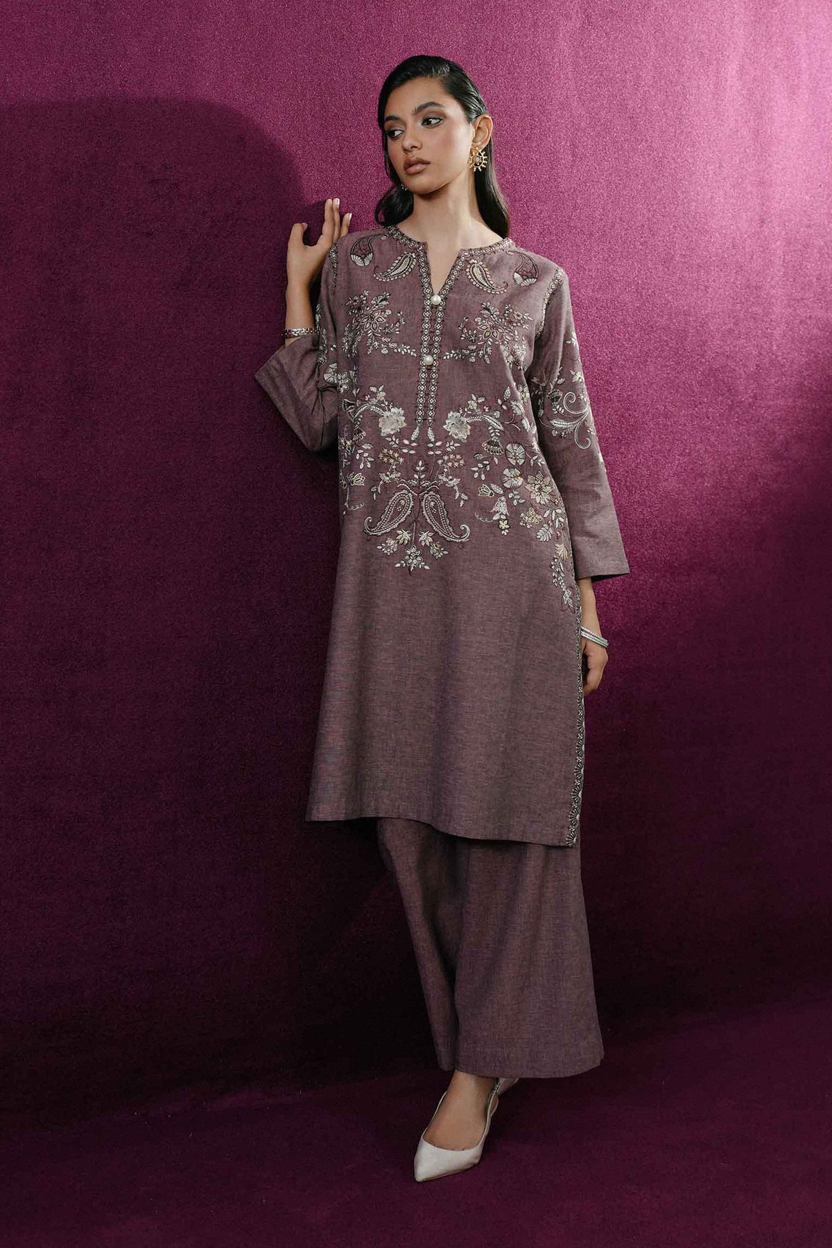 2 PIECE - EMBROIDERED SUIT - ST2PE-BOUT26WV2-17 for Women - Boutique Collection | Nishat | Shop Online 