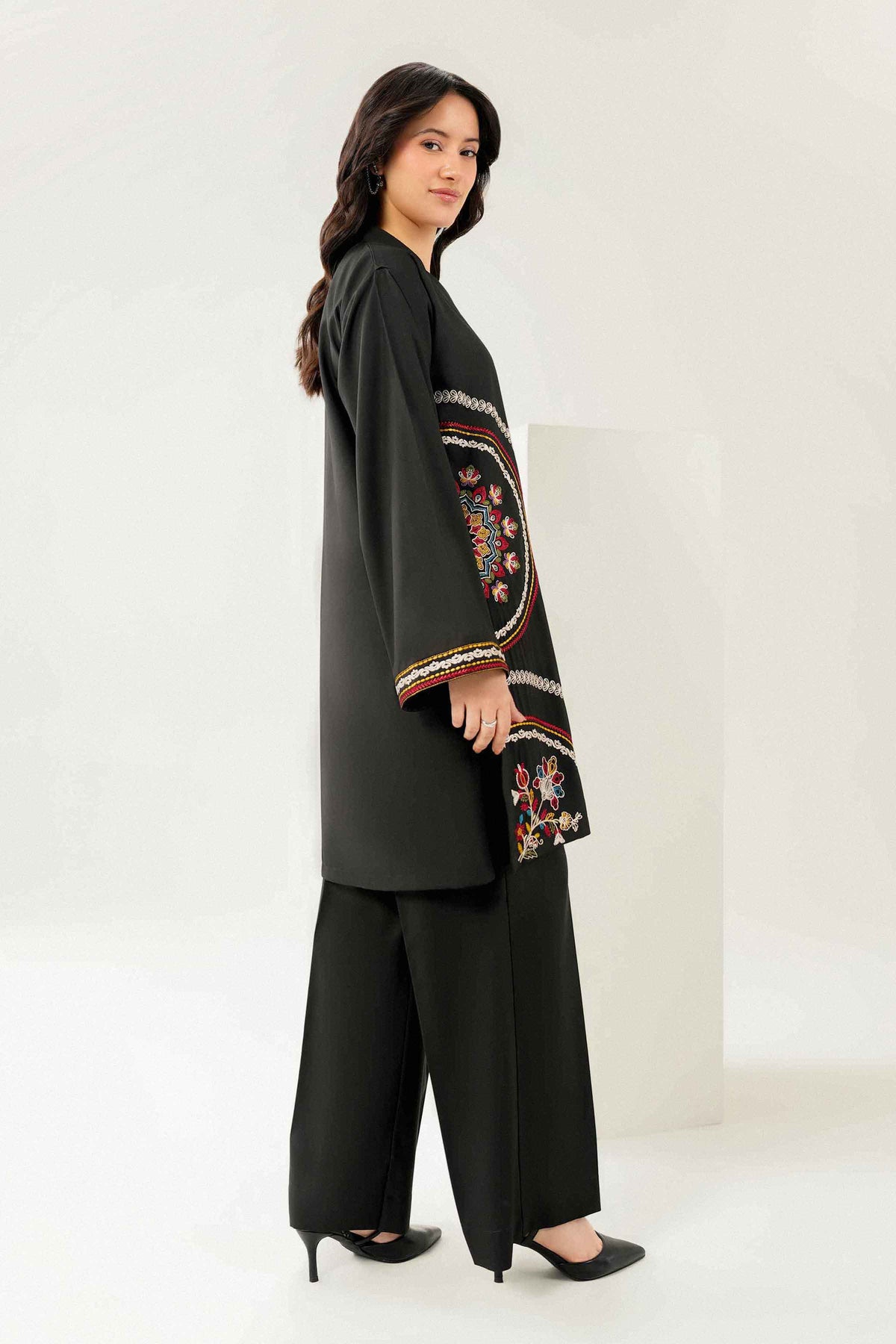 2 Piece - Embroidered Suit - ST2STE-PRET26WV1-15
