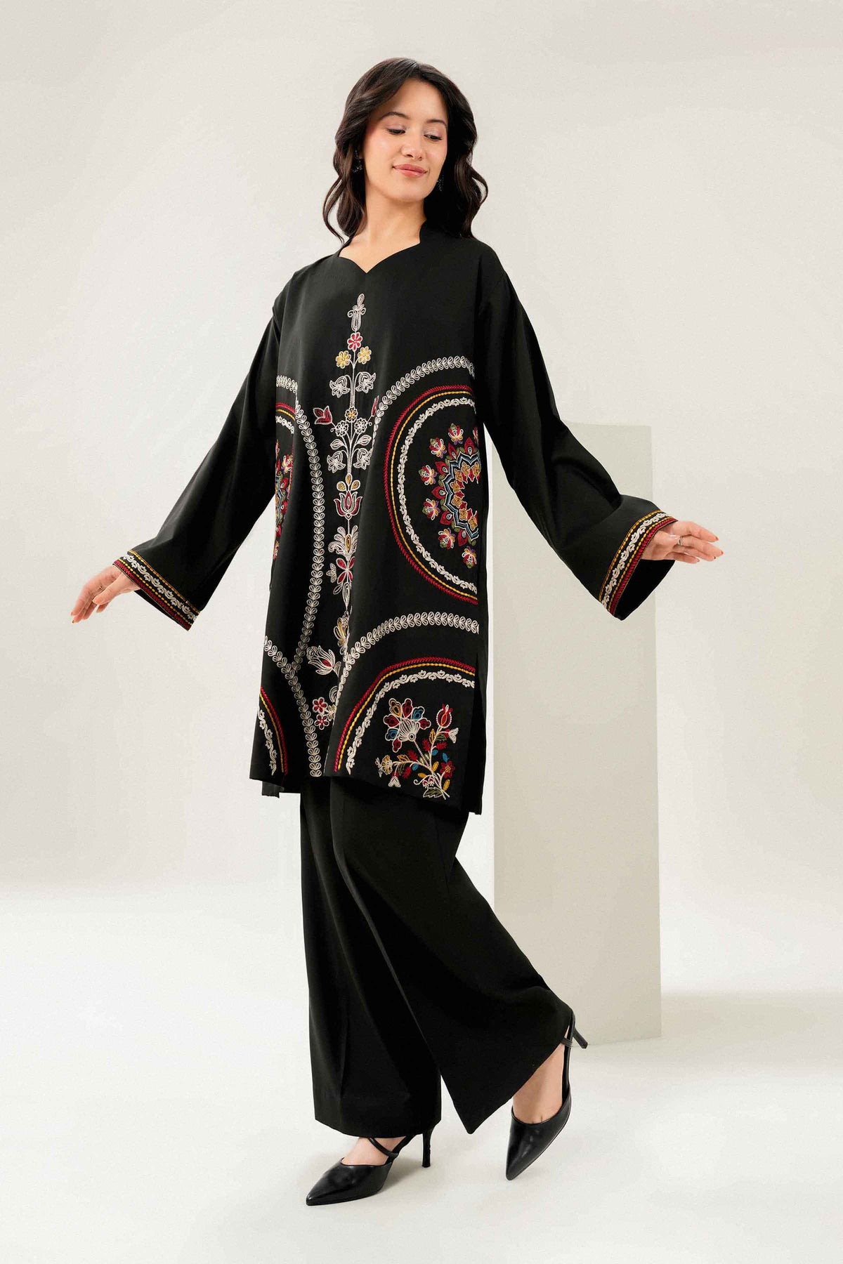 2 Piece - Embroidered Suit - ST2STE-PRET26WV1-15