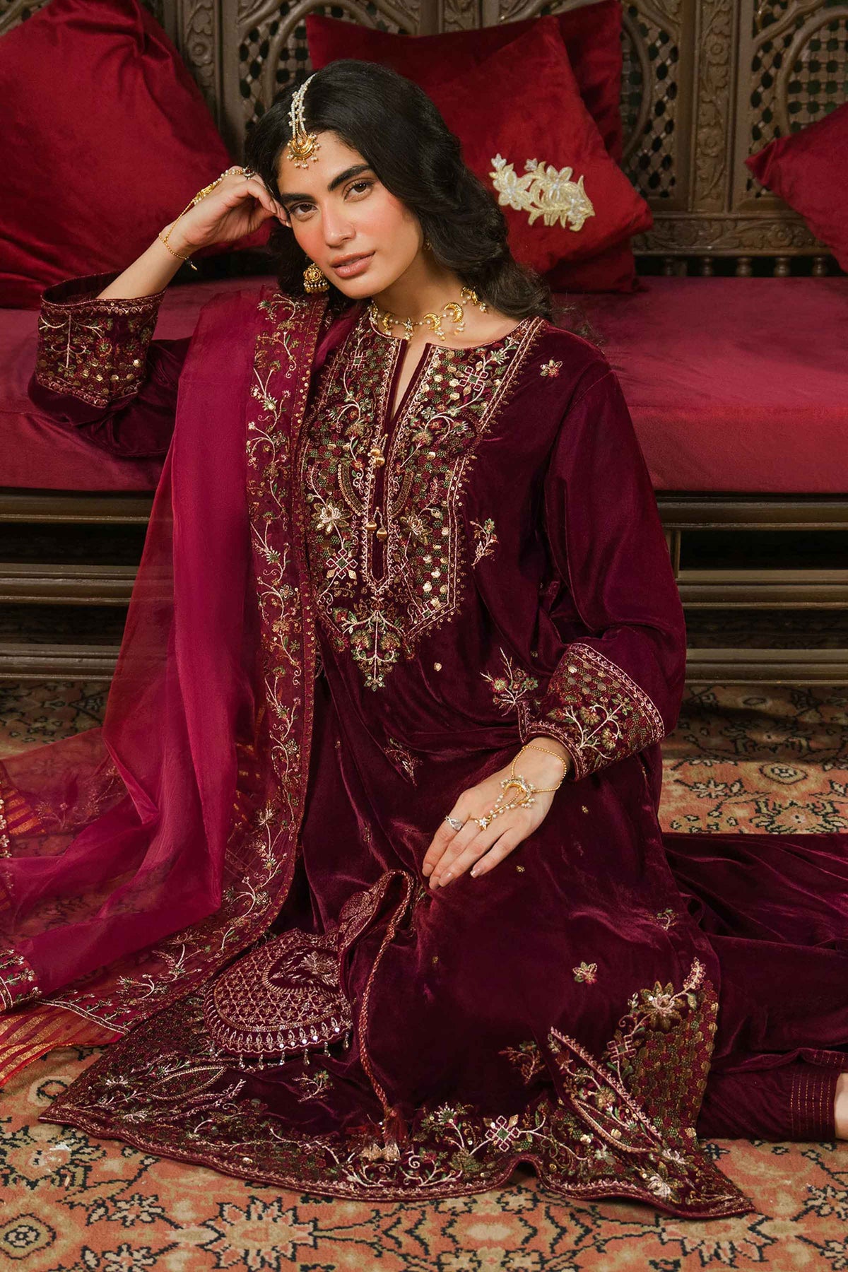 3 Piece - Embroidered Suit - ST3PE-LUXE26WV1-19