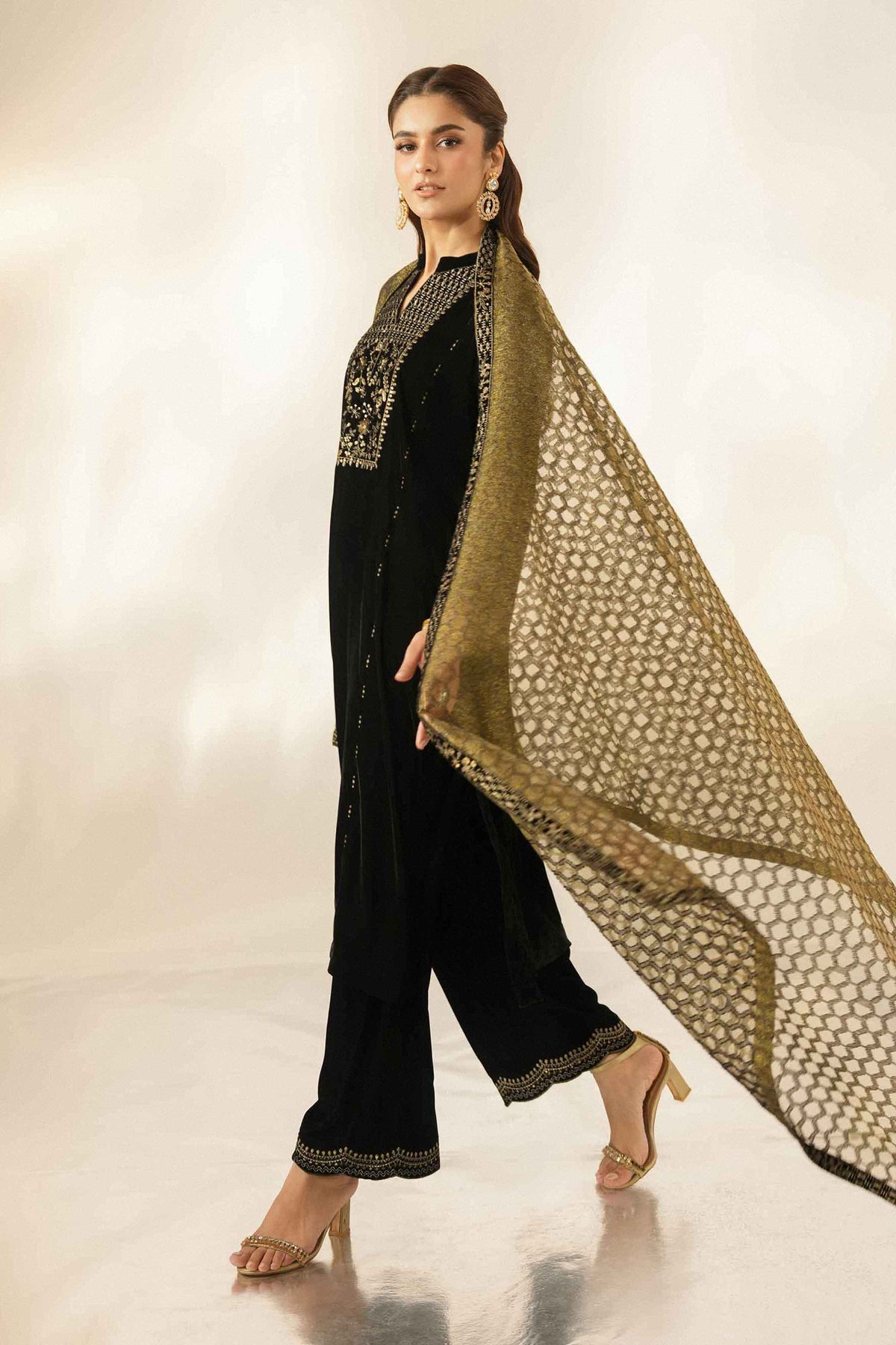 3 Piece - Embroidered Suit - ST3PE-LUXE26WV1-57 for Women - Pret Collection | Nishat | Shop Online 