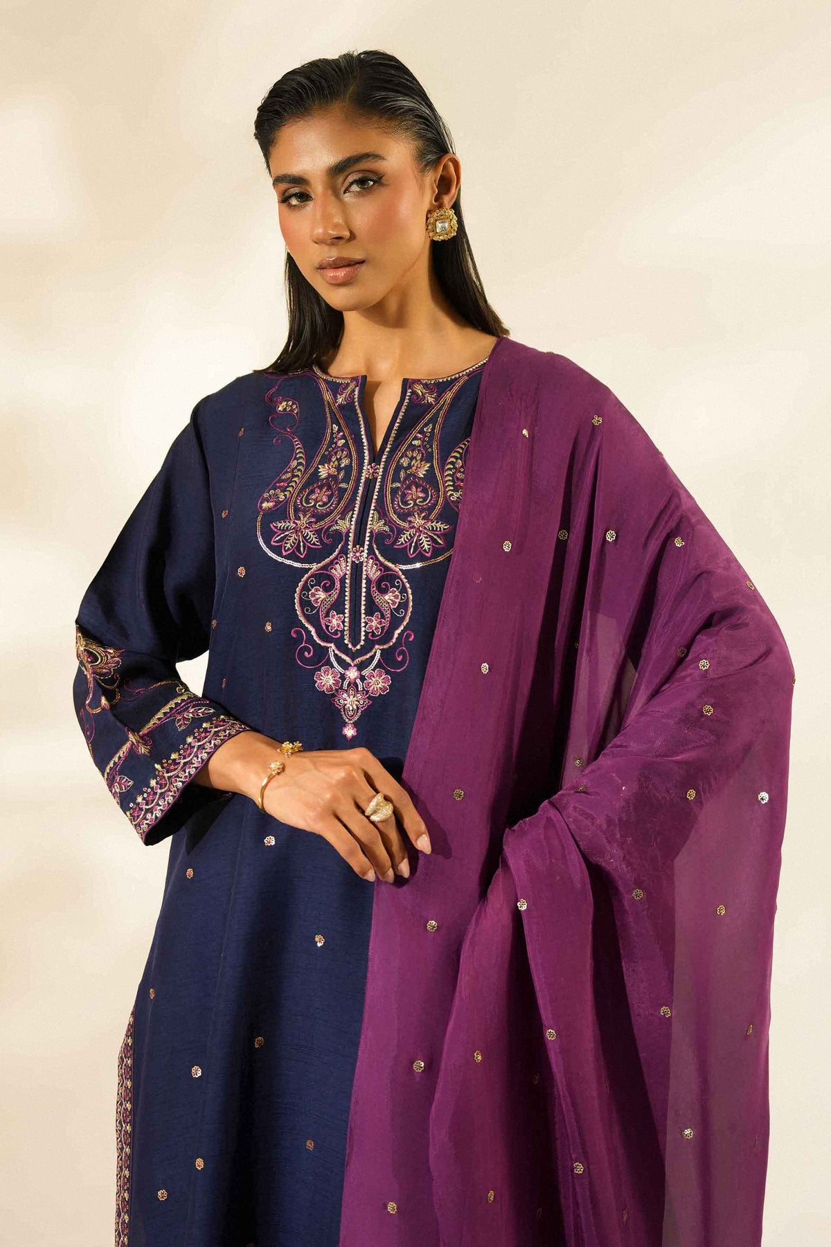3 Piece - Embroidered Suit - ST3PE-LUXE26WV2-25 for Women -  Luxury Pret Collection | Nishat | Shop Online 