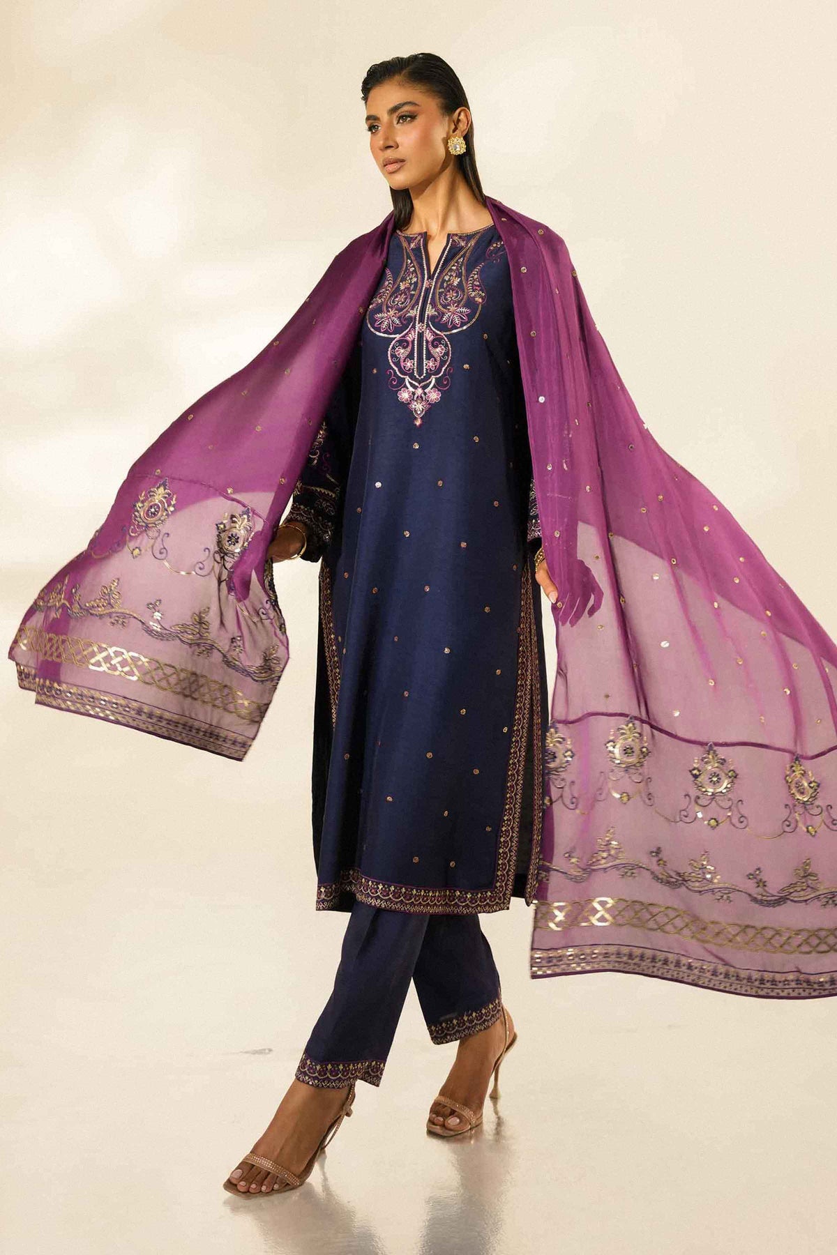3 Piece - Embroidered Suit - ST3PE-LUXE26WV2-25 for Women -  Luxury Pret Collection | Nishat | Shop Online 