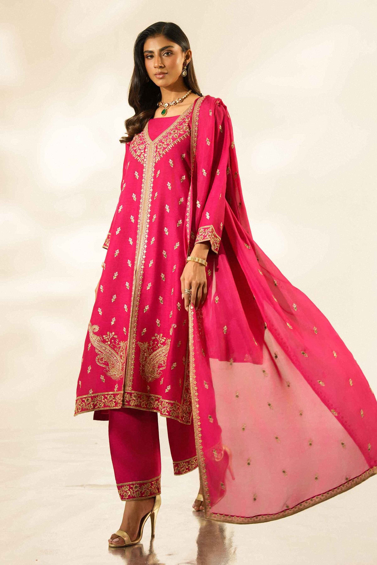 3 Piece - Embroidered Suit - ST3PE-LUXE26WV2-26 for Women -  Luxury Pret Collection | Nishat | Shop Online 
