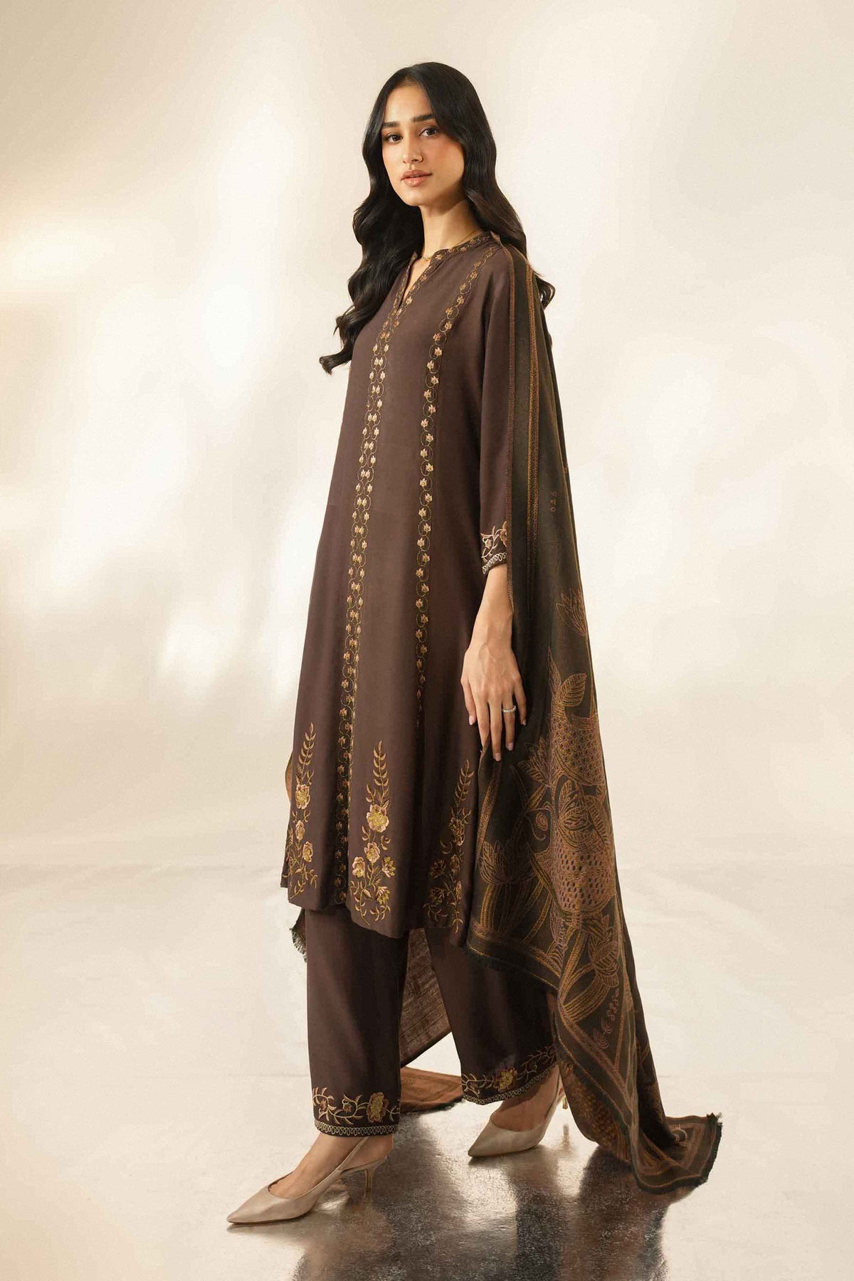 3 Piece - Embroidered Suit - ST3PE-LUXE26WV3-89
