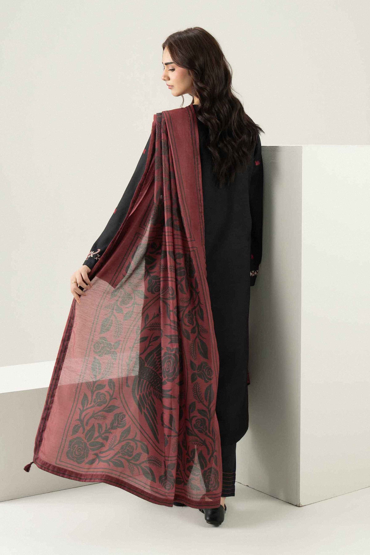 3 PIECE - PRINTED EMBROIDERED SUIT - ST3PE-PRET26WV1-12 for Women - Pret Collection | Nishat | Shop Online