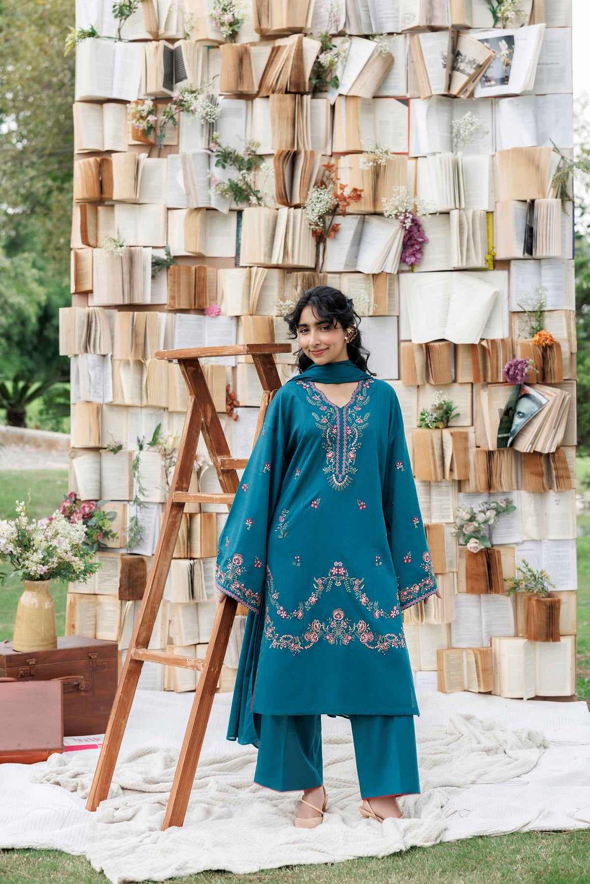 2 Piece - Embroidered Suit - ST3PE-PRET26WV1-21