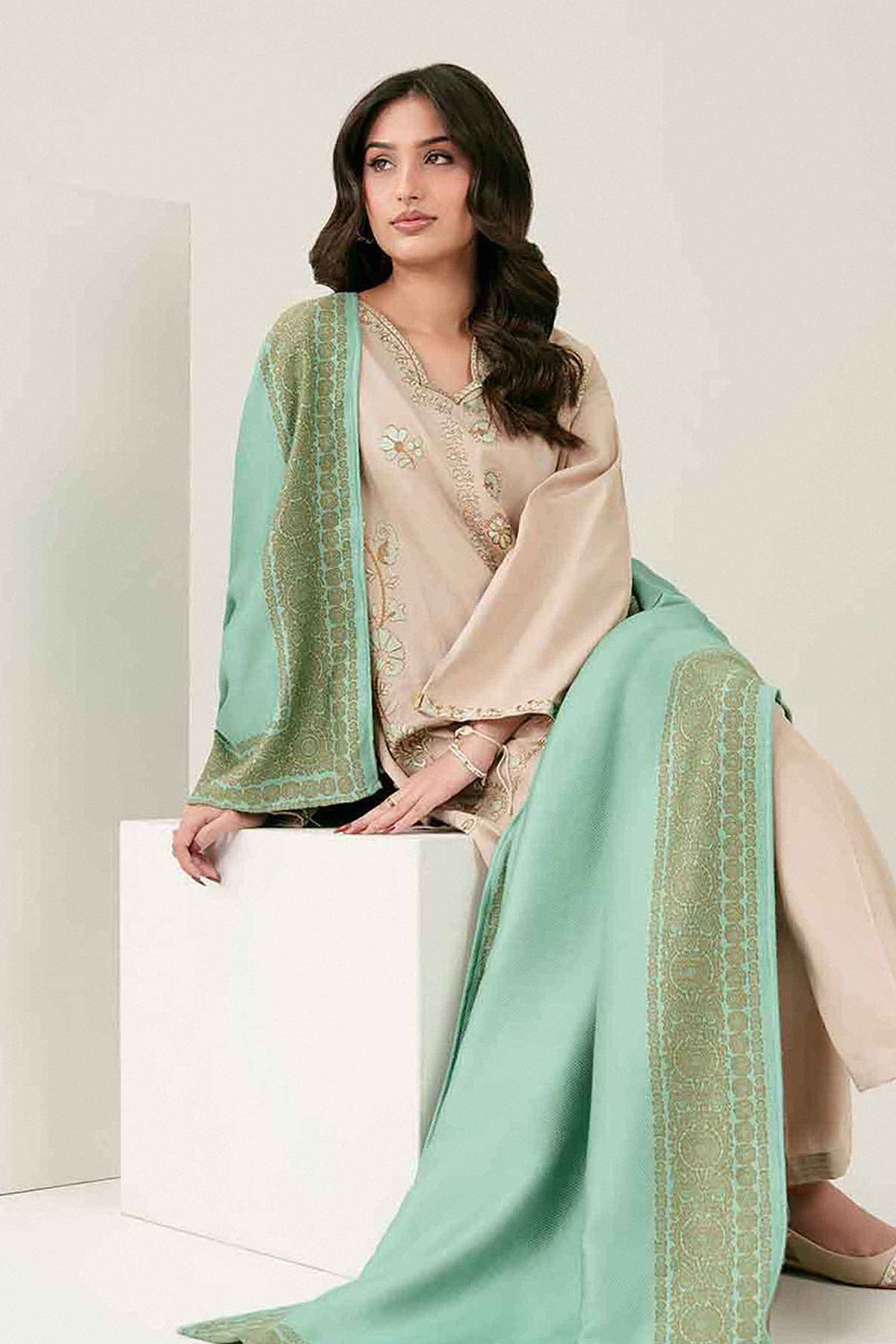 3 PIECE - EMBROIDERED SUIT - ST3PE-PRET26WV2-13 for Women - Pret Collection | Nishat | Shop Online