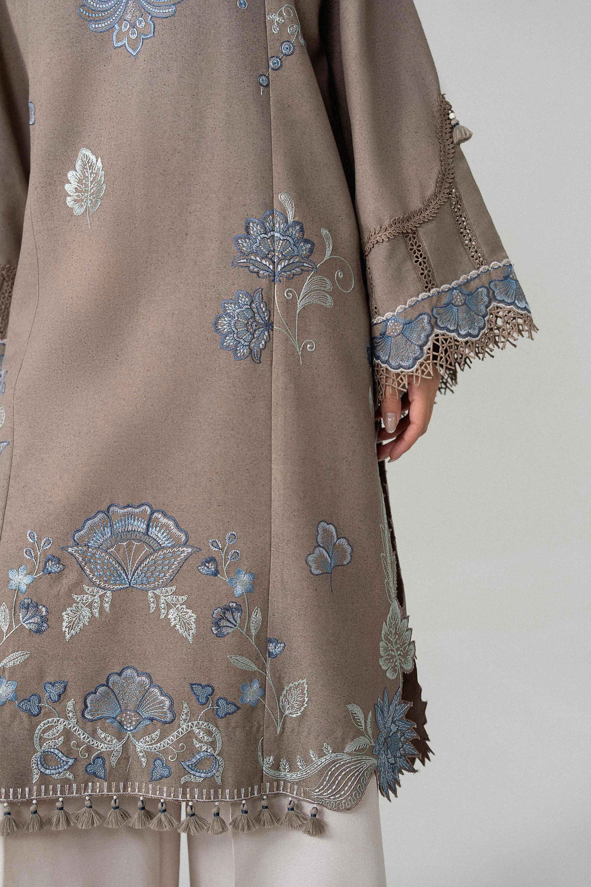 2 Piece - Embroidered Suit - U2STE-NISHA26WV1-68