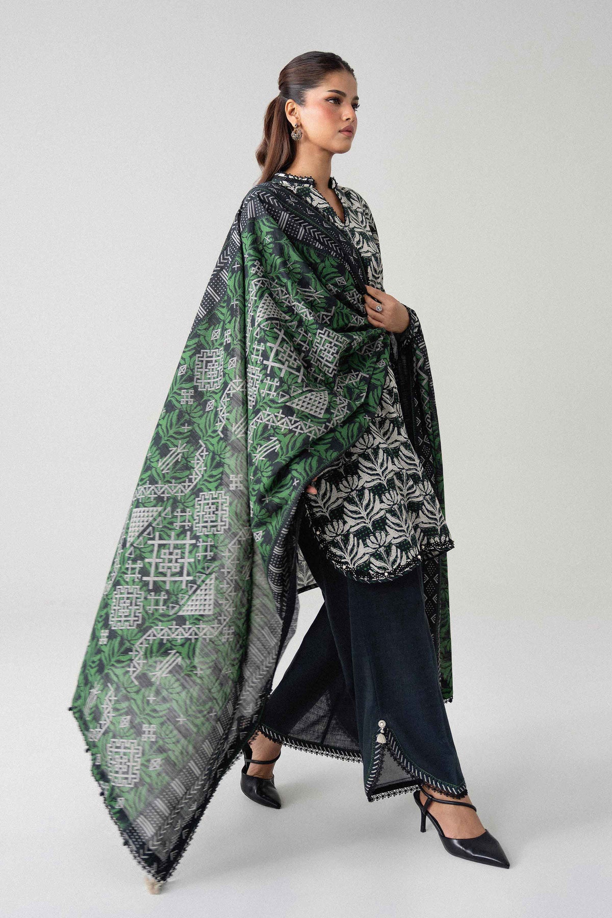 3 Piece - Printed Suit - U3P-NISHA26WV1-25 for Women - Unstitched Collection | Nishat | Shop Online