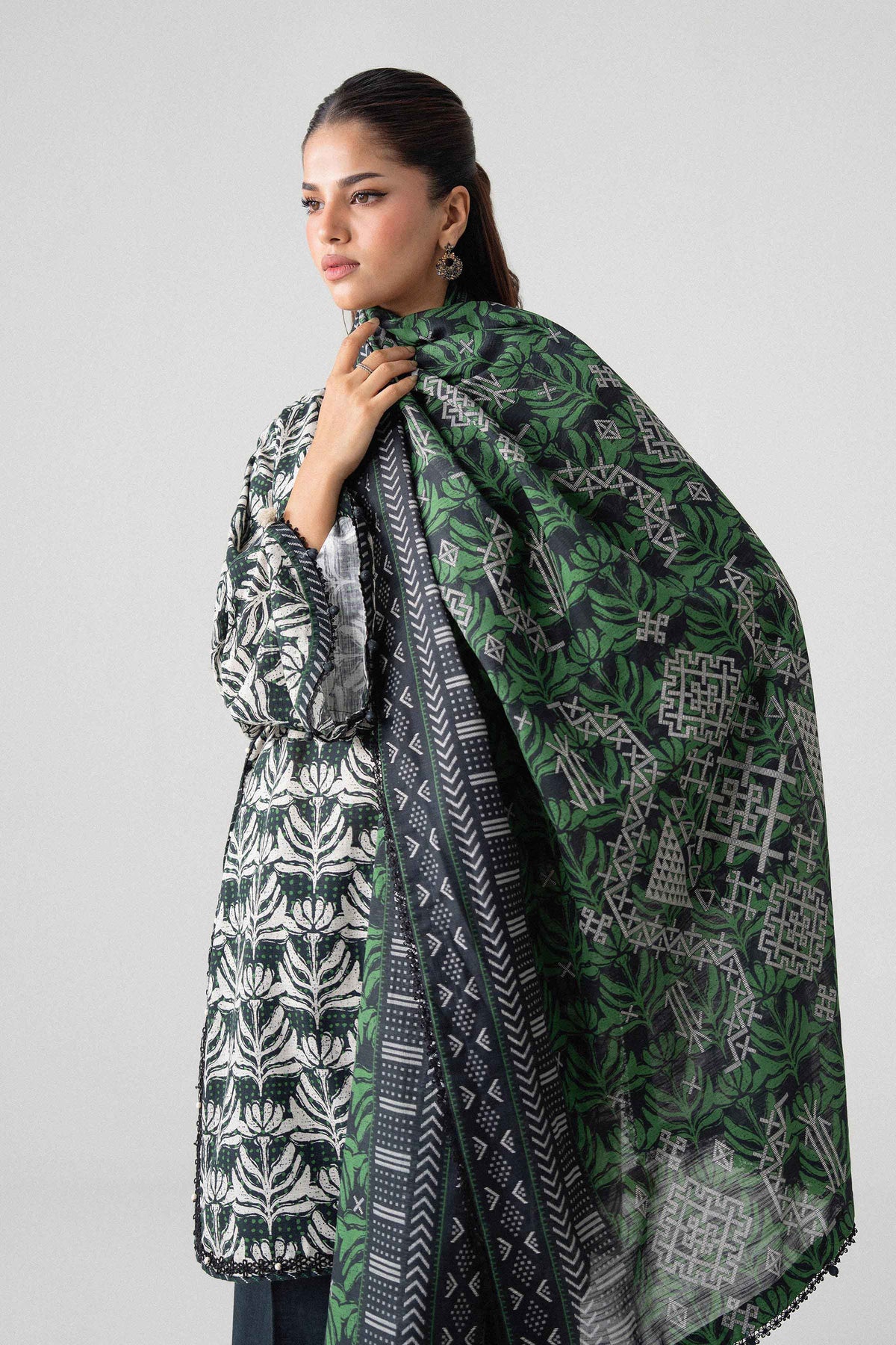 3 Piece - Printed Suit - U3P-NISHA26WV1-25 for Women - Unstitched Collection | Nishat | Shop Online