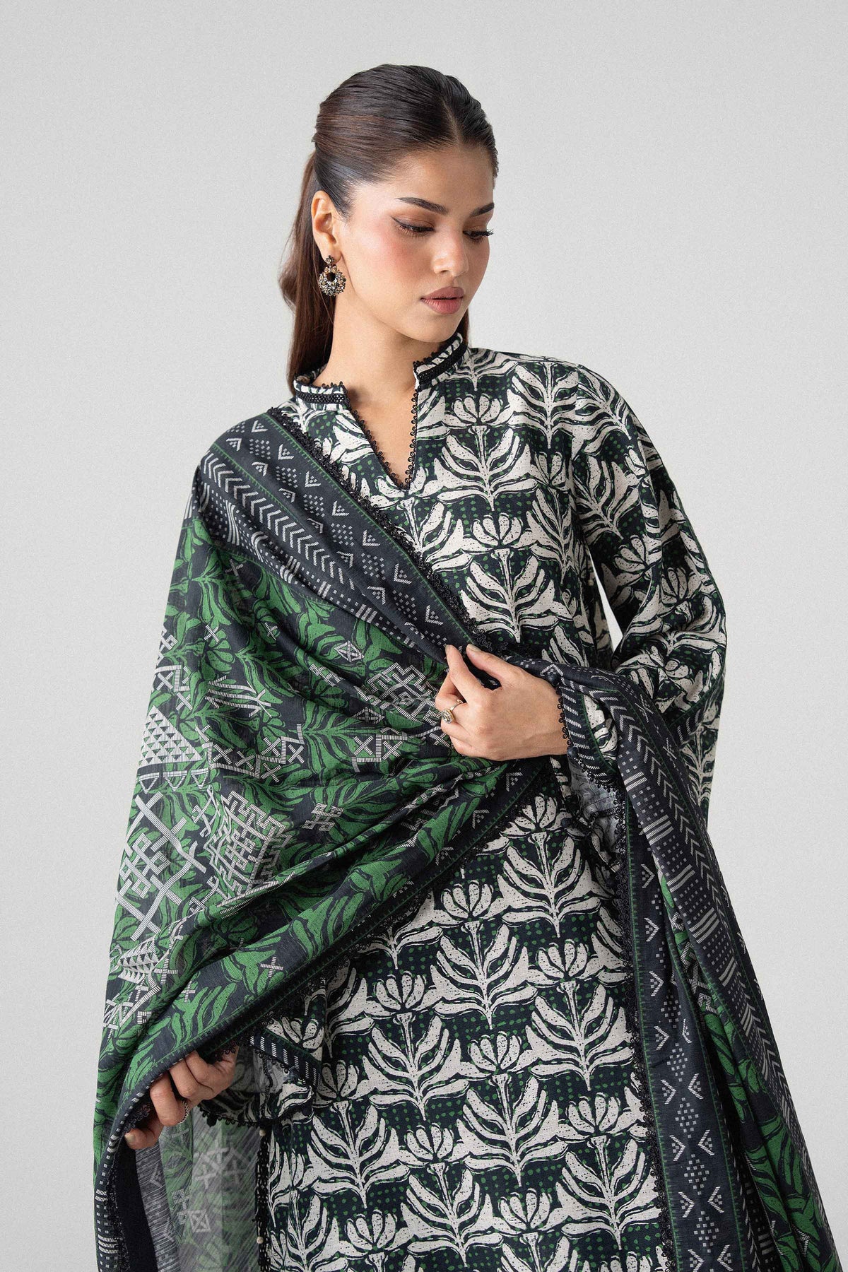 3 Piece - Printed Suit - U3P-NISHA26WV1-25 for Women - Unstitched Collection | Nishat | Shop Online