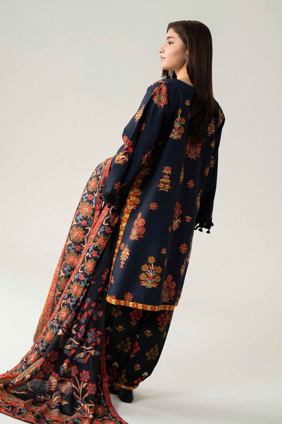 3 Piece - Digital Printed Embroidered Suit - U3PE-NISHA26WV1-125