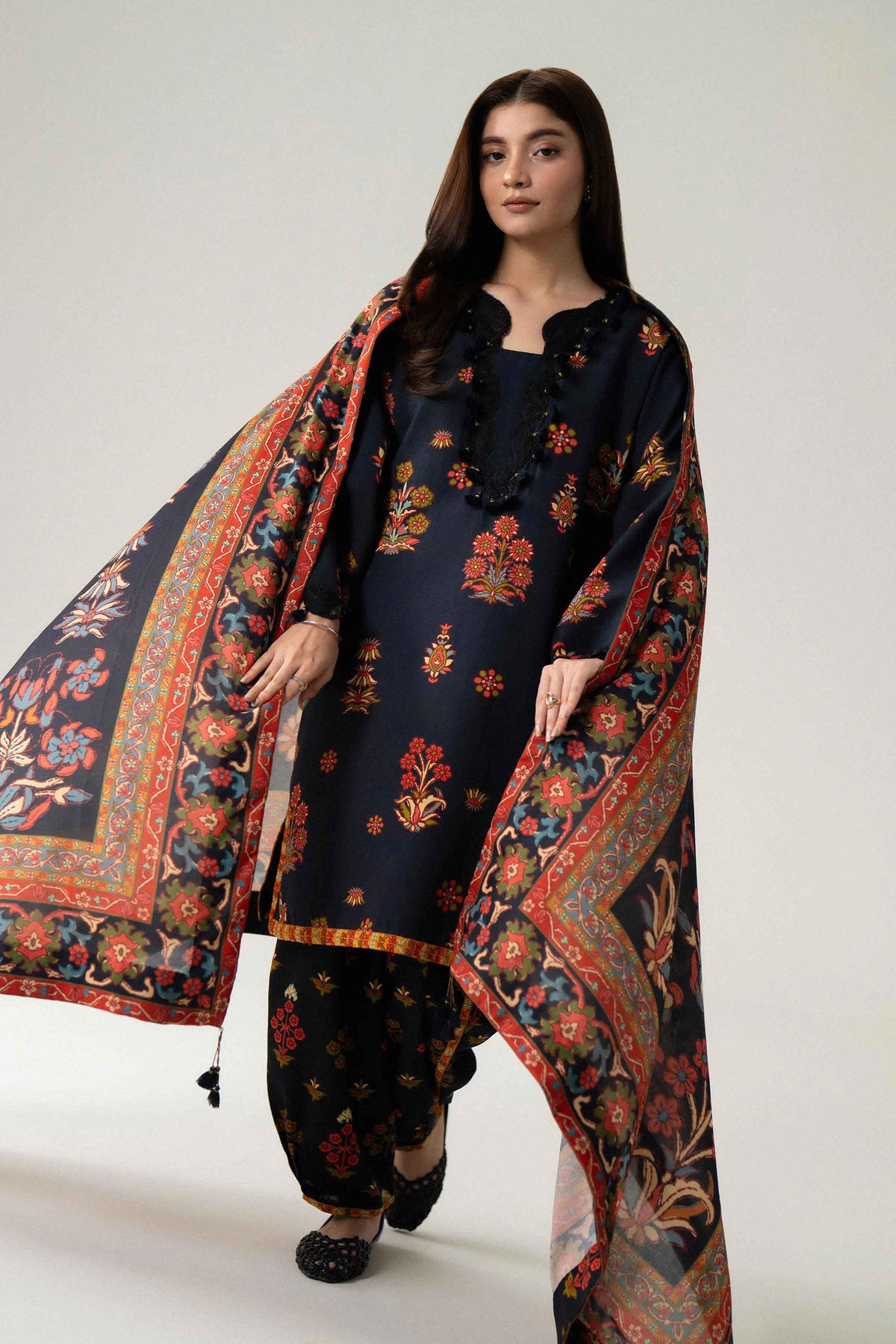 3 Piece - Digital Printed Embroidered Suit - U3PE-NISHA26WV1-125