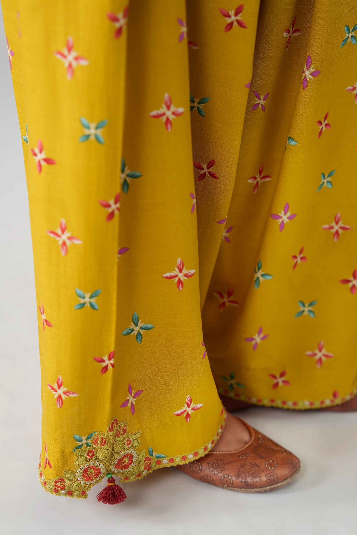 3 Piece - Printed Embroidered Suit - U3PE-NISHA26WV1-132