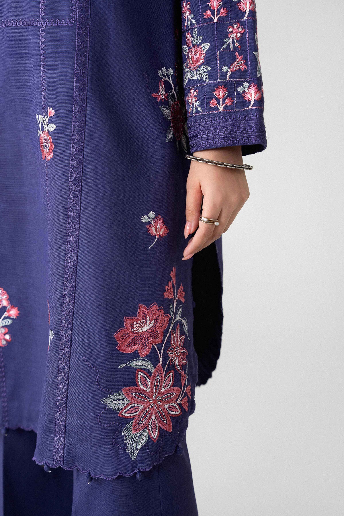 3 Piece - Digital Printed Embroidered Suit - U3PE-NISHA26WV1-233