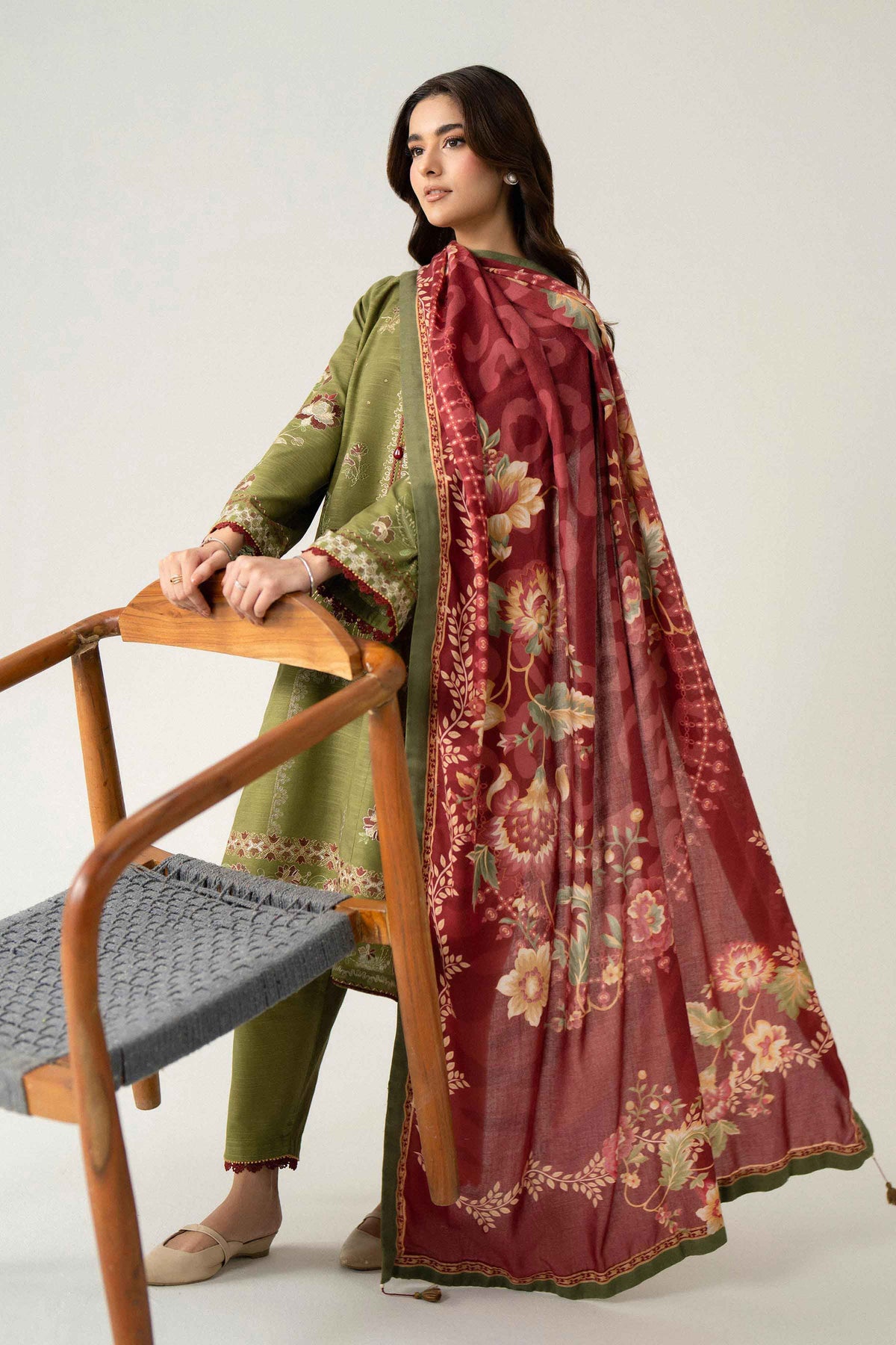 3 Piece - Digital Printed Embroidered Suit - U3PE-NISHA26WV1-238