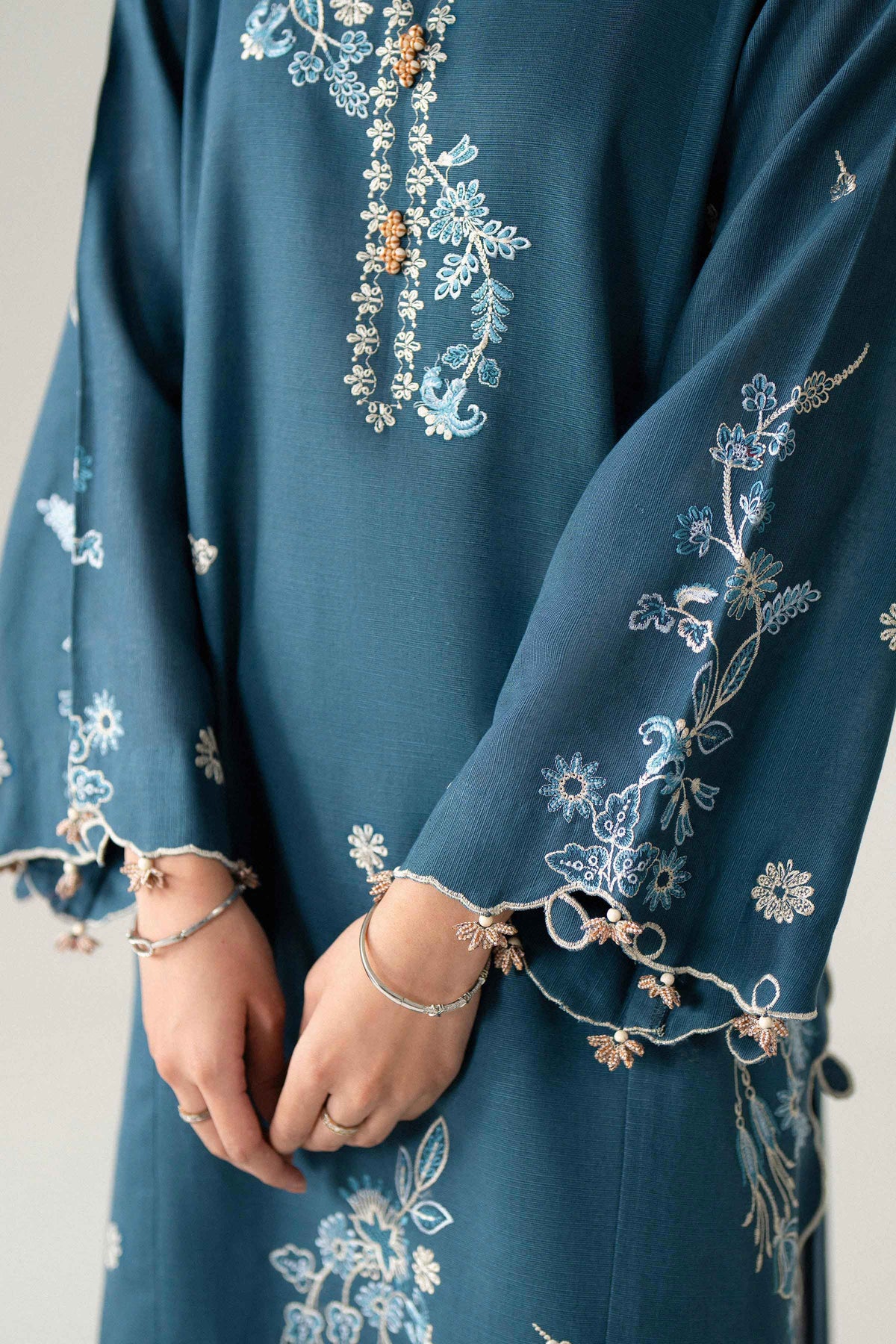 3 Piece - Digital Printed Embroidered Suit - U3PE-NISHA26WV1-239