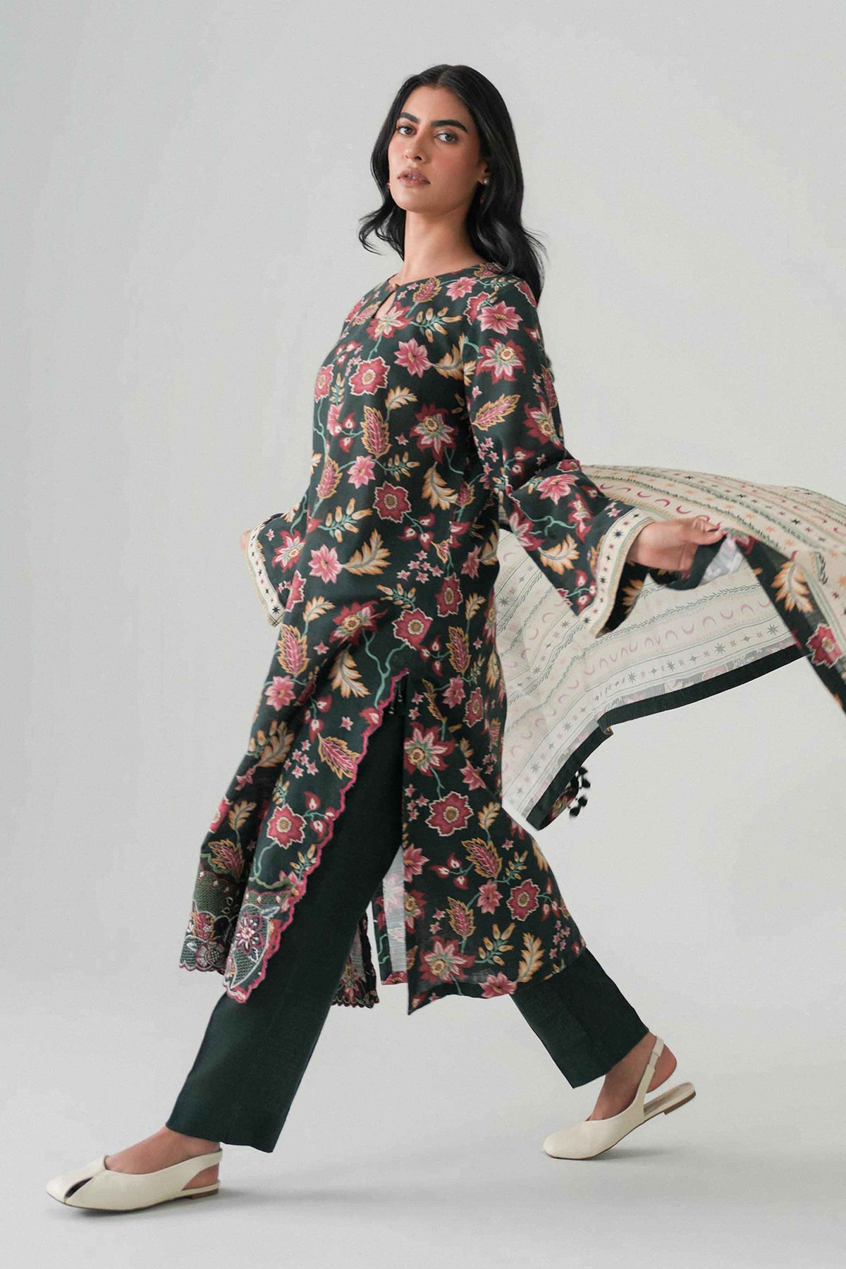 3 Piece - Printed Embroidered Suit - U3PE-NISHA26WV1-96