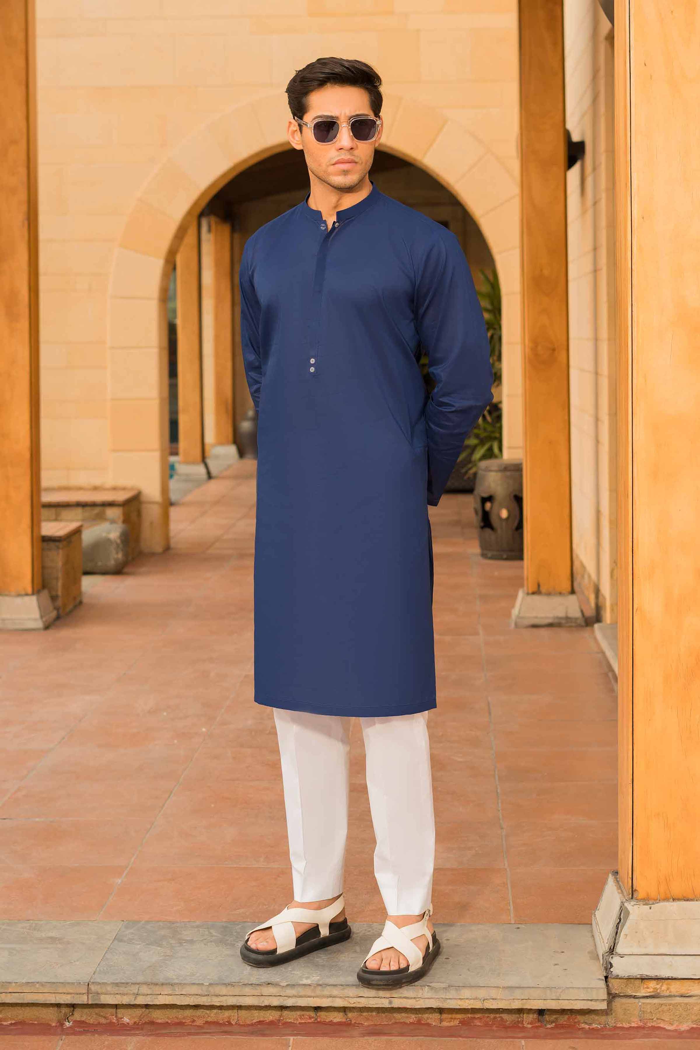 Lucknow CT Collections Men Chikan Embroidery Ethnic Dress Kurta - Buy  Lucknow CT Collections Men Chikan Embroidery Ethnic Dress Kurta Online at  Best Prices in India | Flipkart.com