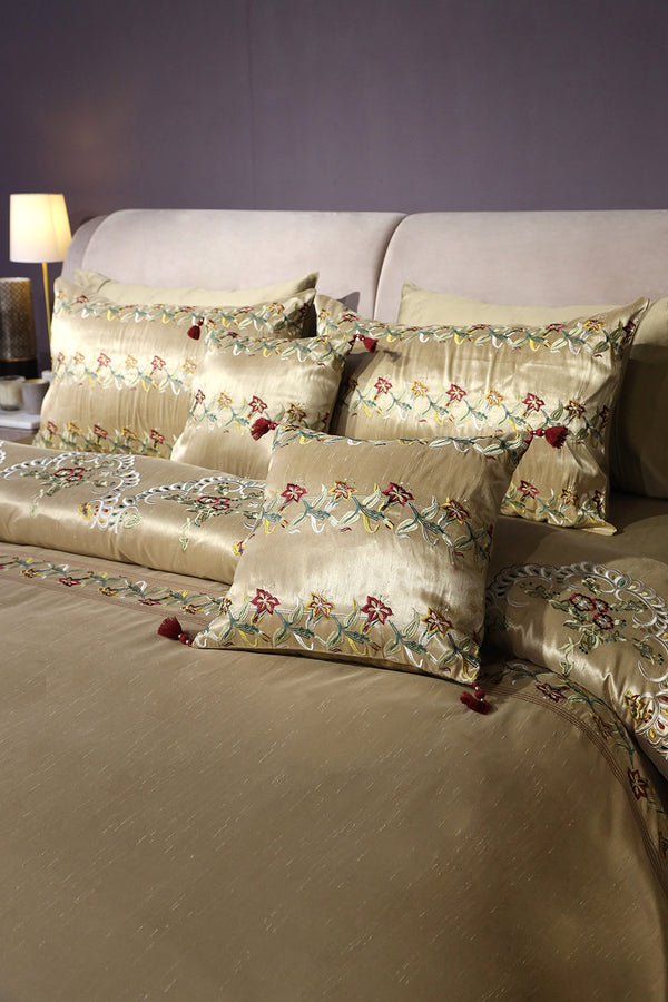 Bridal Set,Luxury Bedding,Luxury Bidal Set,Bridal Set Nishat Linen, Bridal Bed,Comfortable Bed,Soft Luxury Beding,Silk Bedding Bedding,Velvet Beding,Velvet,Bed Linen,Latest Bidal Set,Embroidered Bridal Bed,New Bridal Set 2023,New Design Bridal Set,Latest Collection Bridal Bed,Latst Luxury Bridal Set,New Bidal Set For Bridal 2023